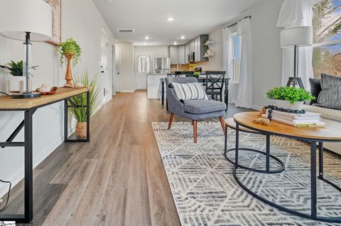 Photo of 104 White Rapids Way, Greenville, SC 29617 (MLS # 1580516)