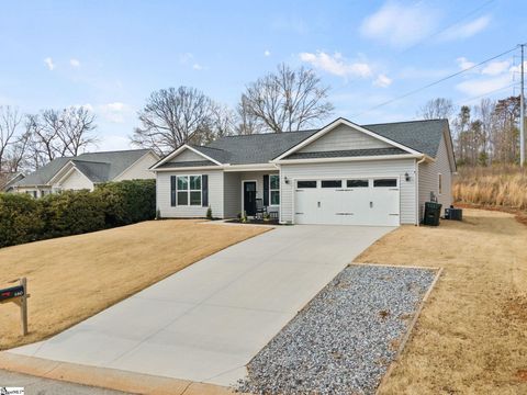 Photo of 160 Lemon Creek Drive, Lyman, SC 29365 (MLS # 1583469)