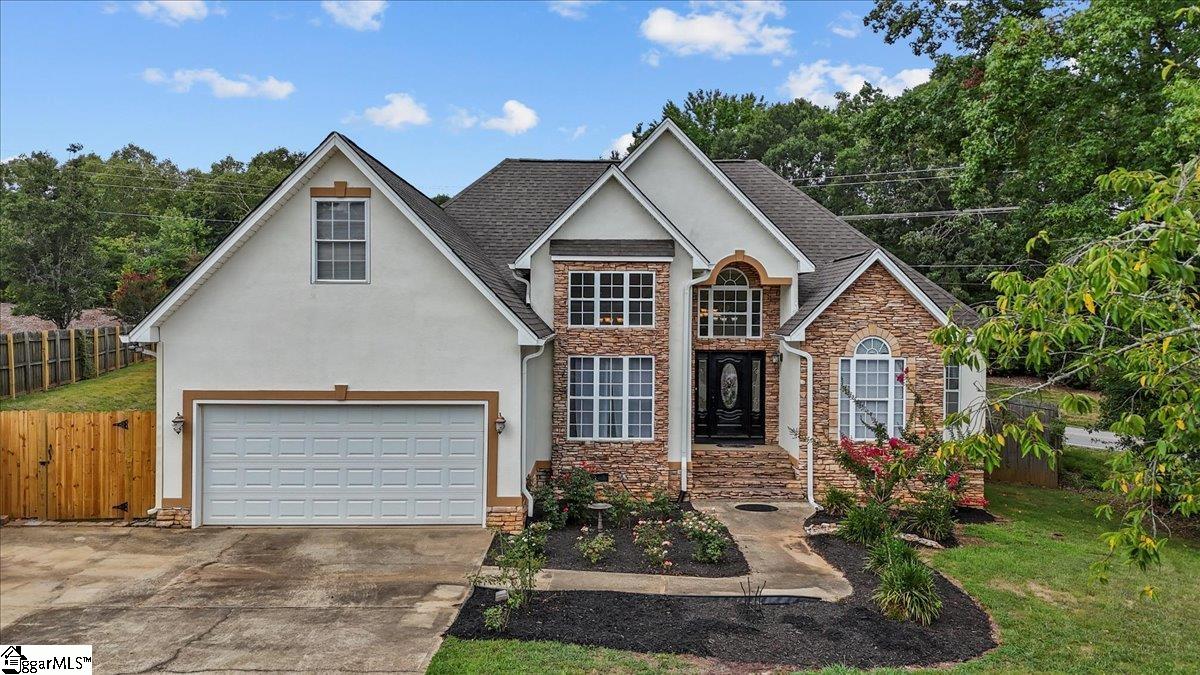 Simpsonville, South Carolina 29681, United States, 3 Bedrooms Bedrooms, ,3 BathroomsBathrooms,Residential,Contingent,183762