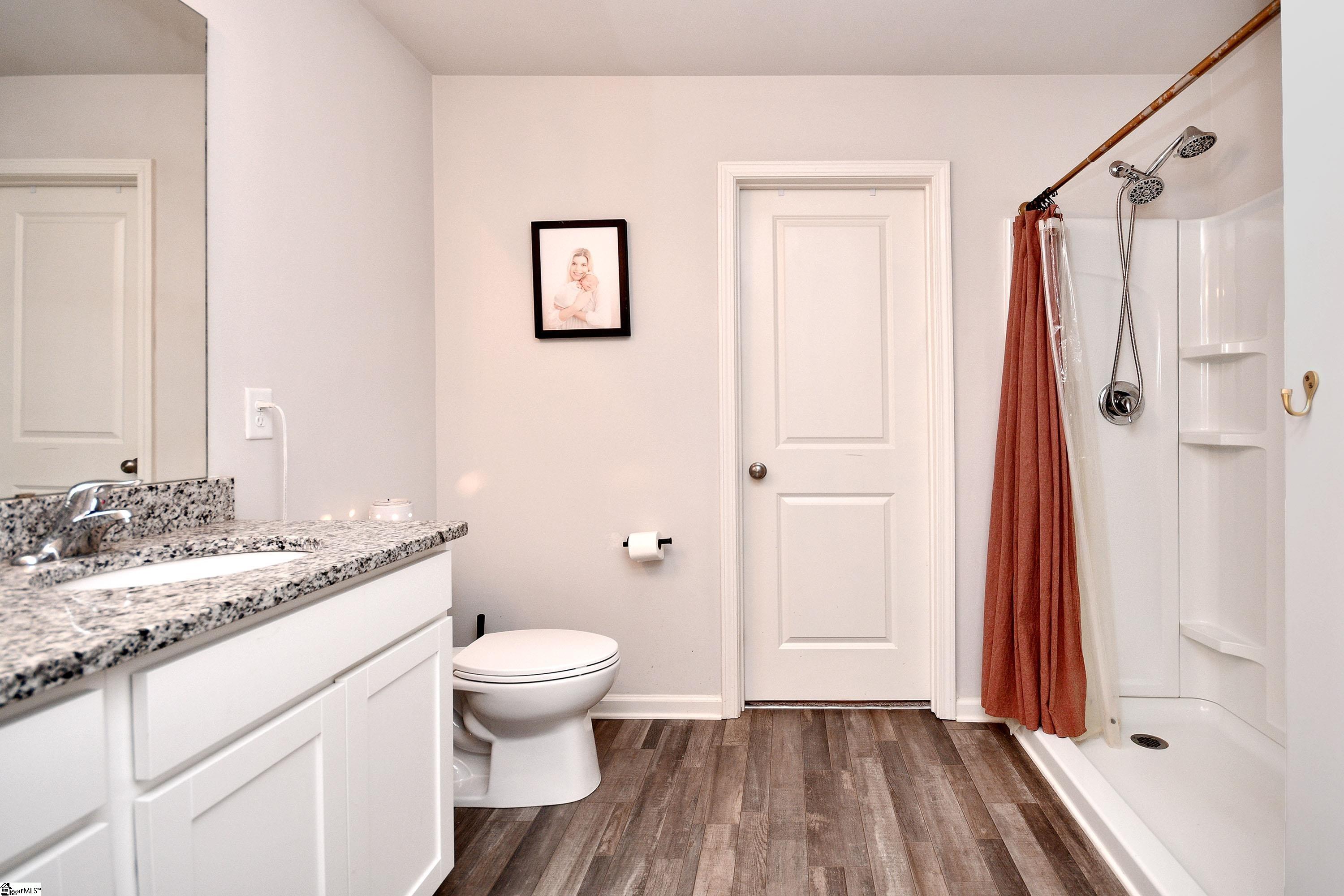 Inman, South Carolina 29349, United States, 4 Bedrooms Bedrooms, ,3 BathroomsBathrooms,Residential,Active,89536