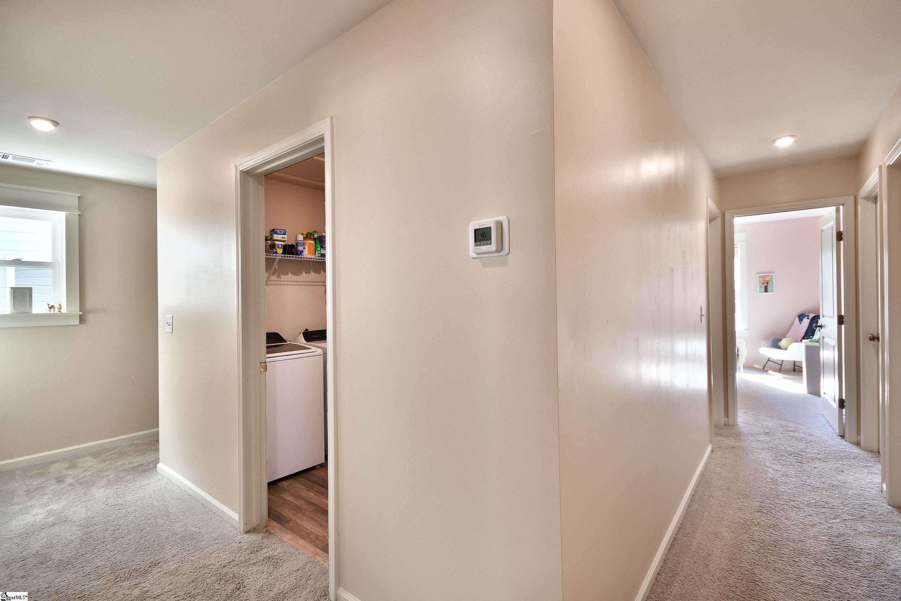 Inman, South Carolina 29349, United States, 4 Bedrooms Bedrooms, ,3 BathroomsBathrooms,Residential,Active,89536