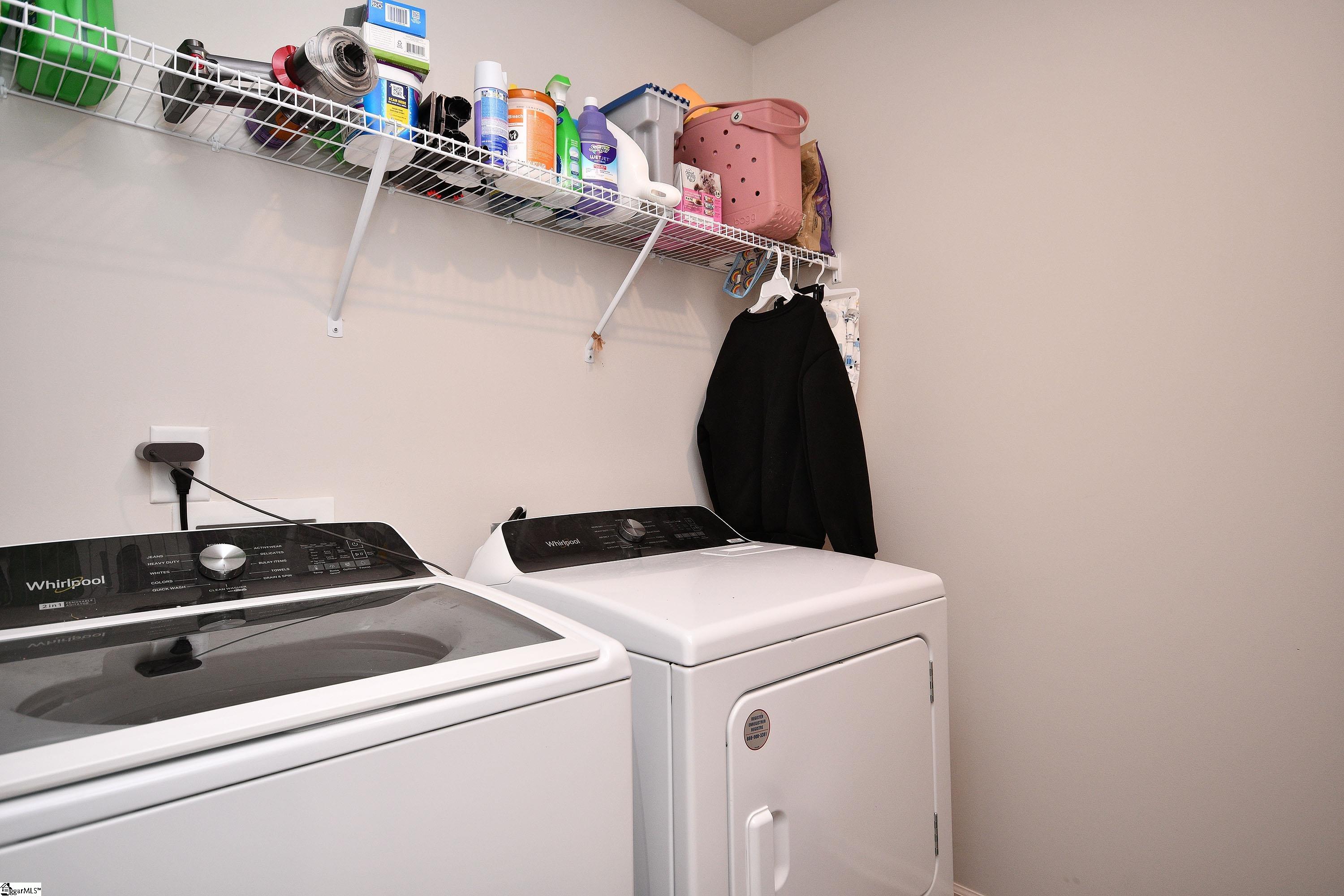 Inman, South Carolina 29349, United States, 4 Bedrooms Bedrooms, ,3 BathroomsBathrooms,Residential,Active,89536