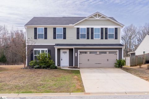 Photo of 124 Barrington Creek Road, Piedmont, SC 29673 (MLS # 1583192)