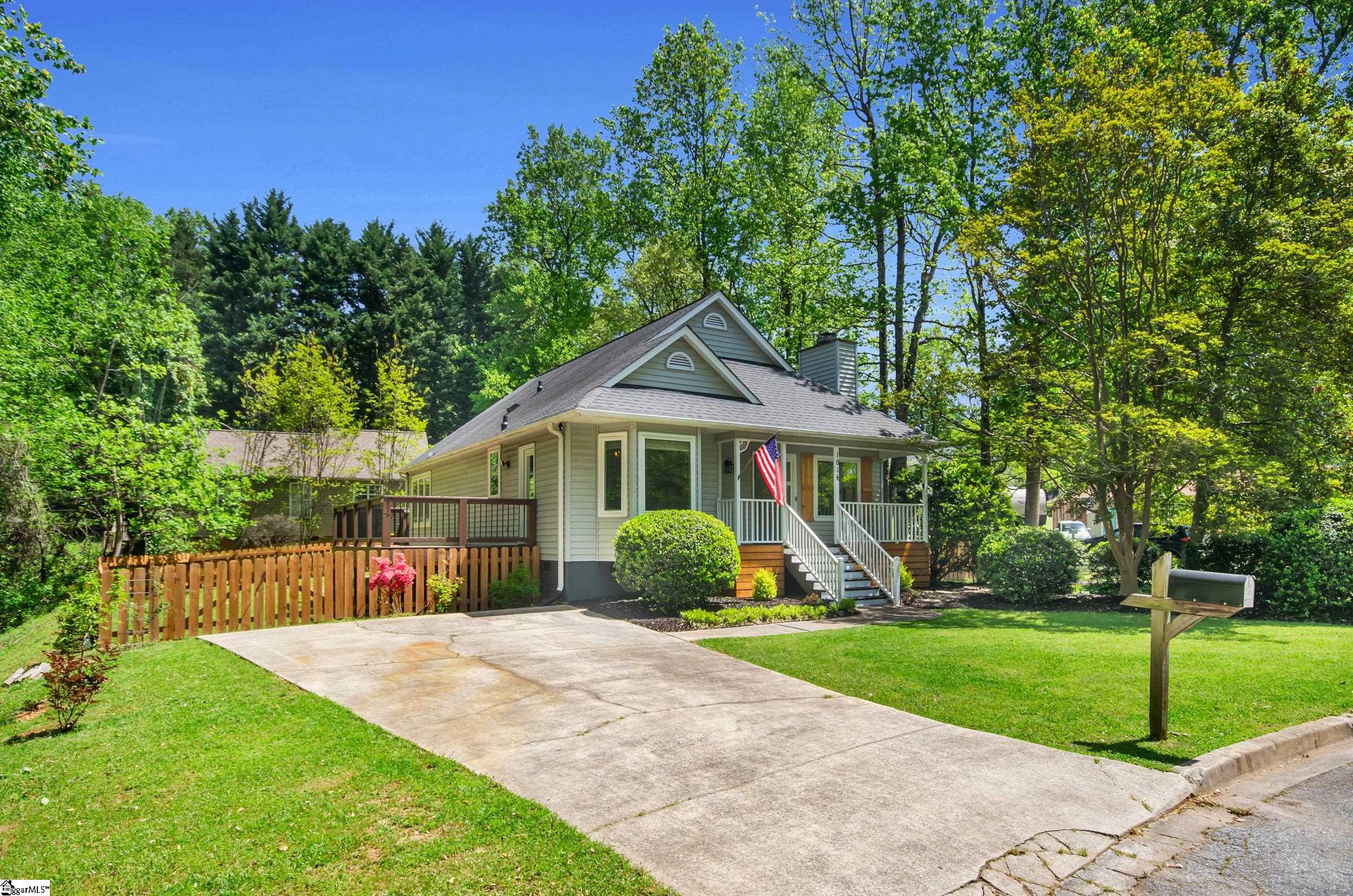 Greenville, South Carolina 29609, United States, 3 Bedrooms Bedrooms, ,2 BathroomsBathrooms,Residential,Active,118662