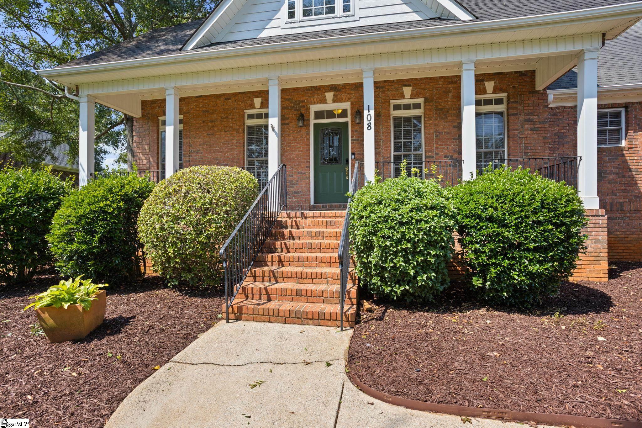 108 Goldenstar Lane