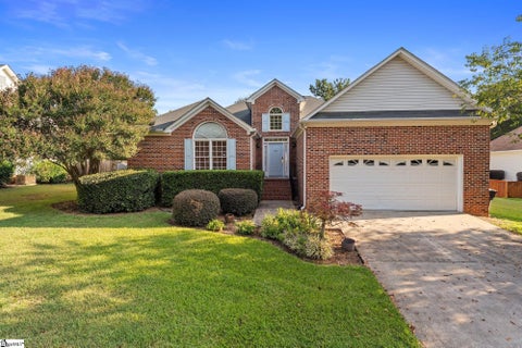 Photo of 207 Kinard Way, Simpsonville, SC 29681 (MLS # 1604311)