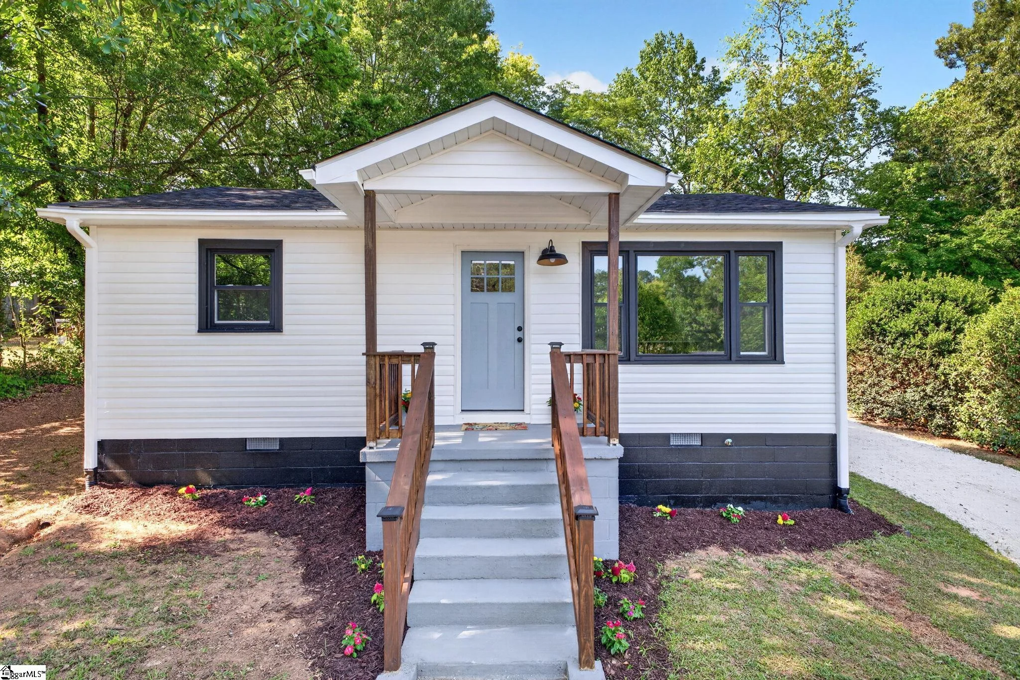 451 Sunnyside Circle