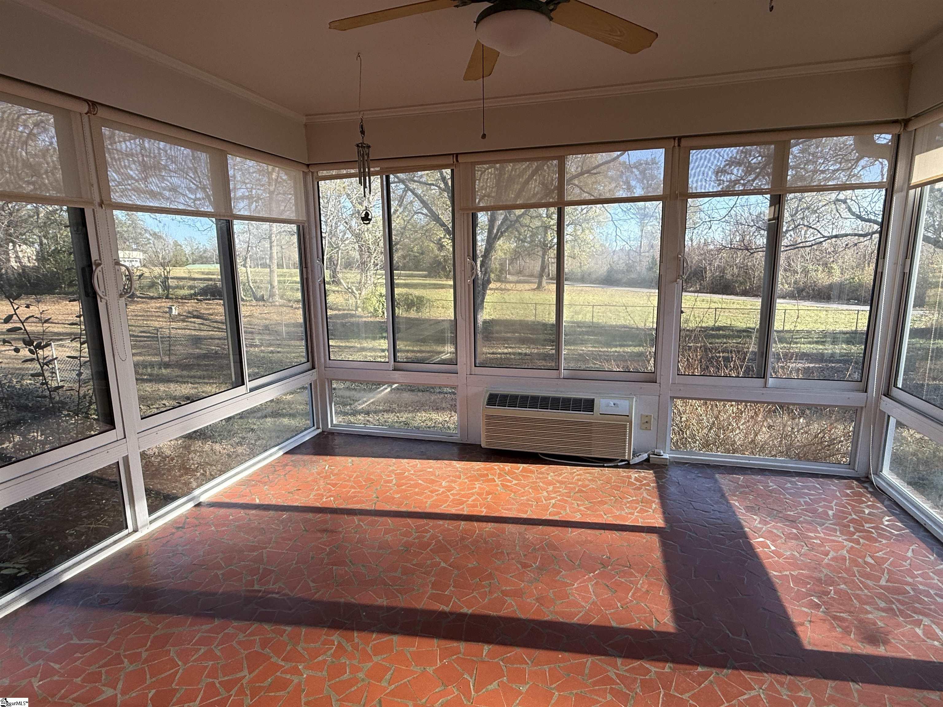 Clinton, South Carolina 29325, United States, 3 Bedrooms Bedrooms, ,2 BathroomsBathrooms,Residential,Active,252608