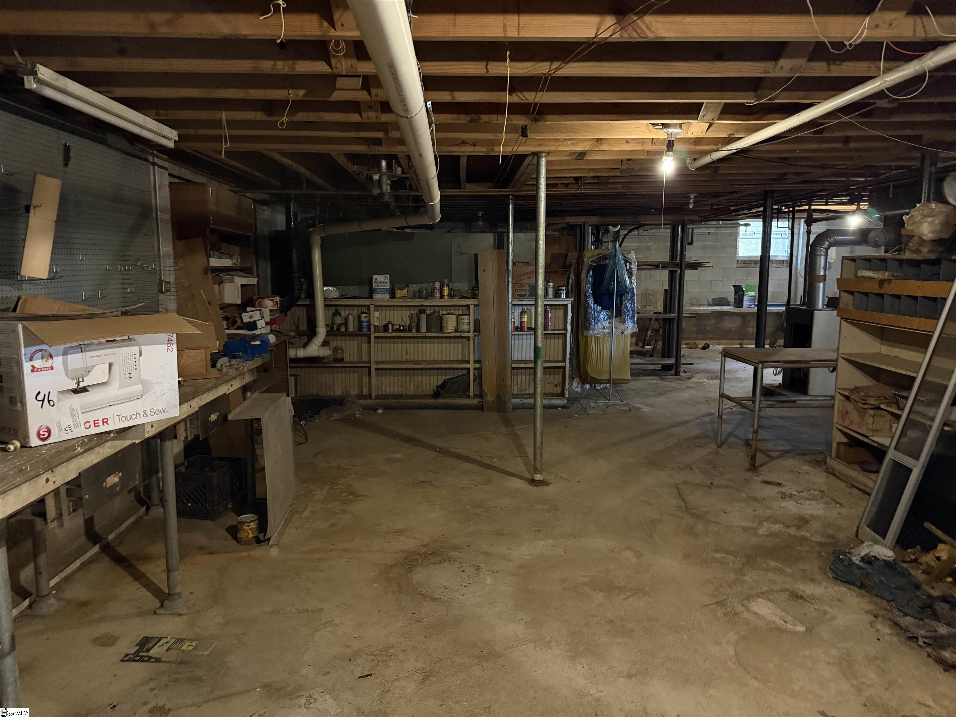 Clinton, South Carolina 29325, United States, 3 Bedrooms Bedrooms, ,2 BathroomsBathrooms,Residential,Active,252608