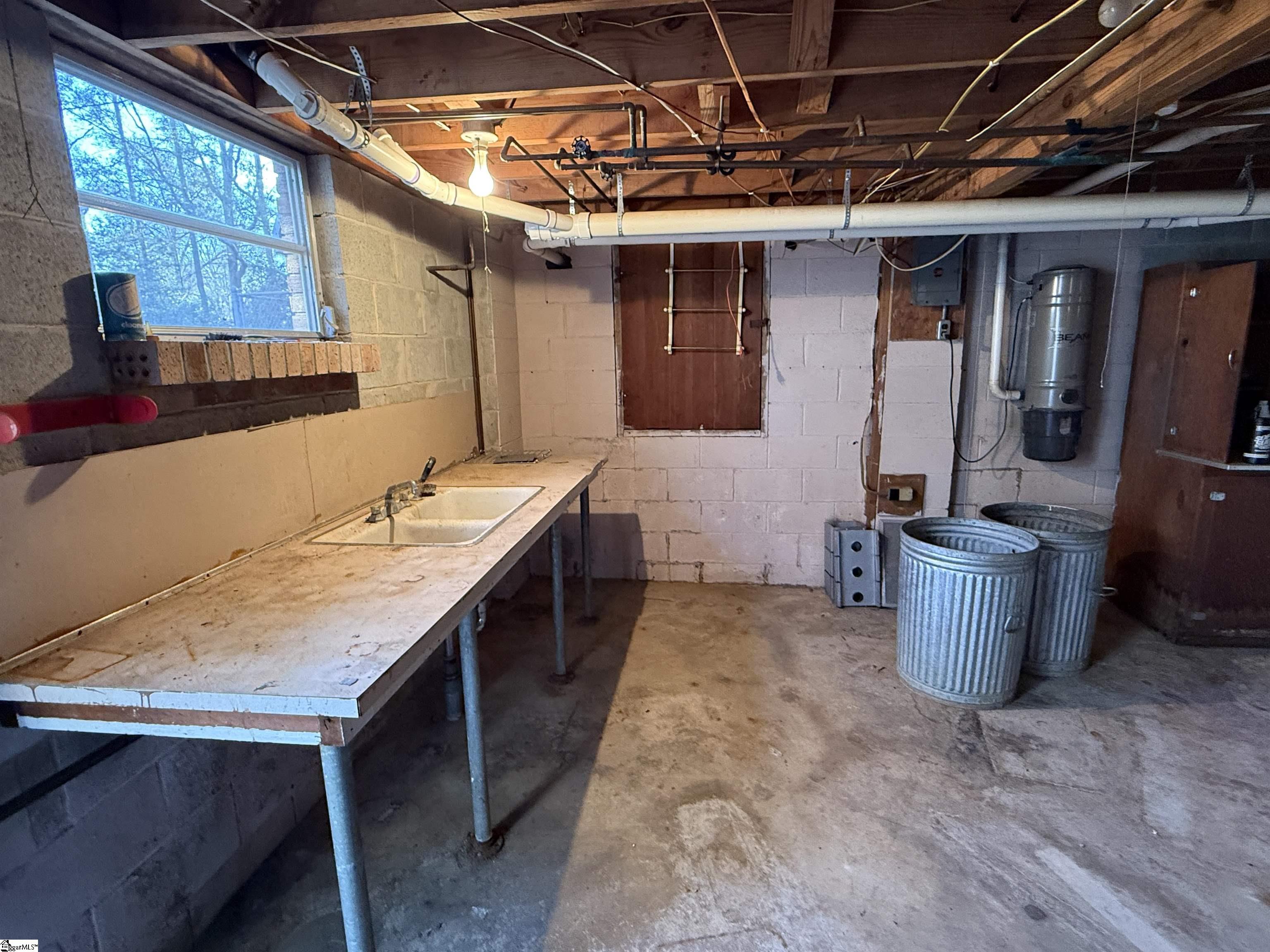 Clinton, South Carolina 29325, United States, 3 Bedrooms Bedrooms, ,2 BathroomsBathrooms,Residential,Active,252608