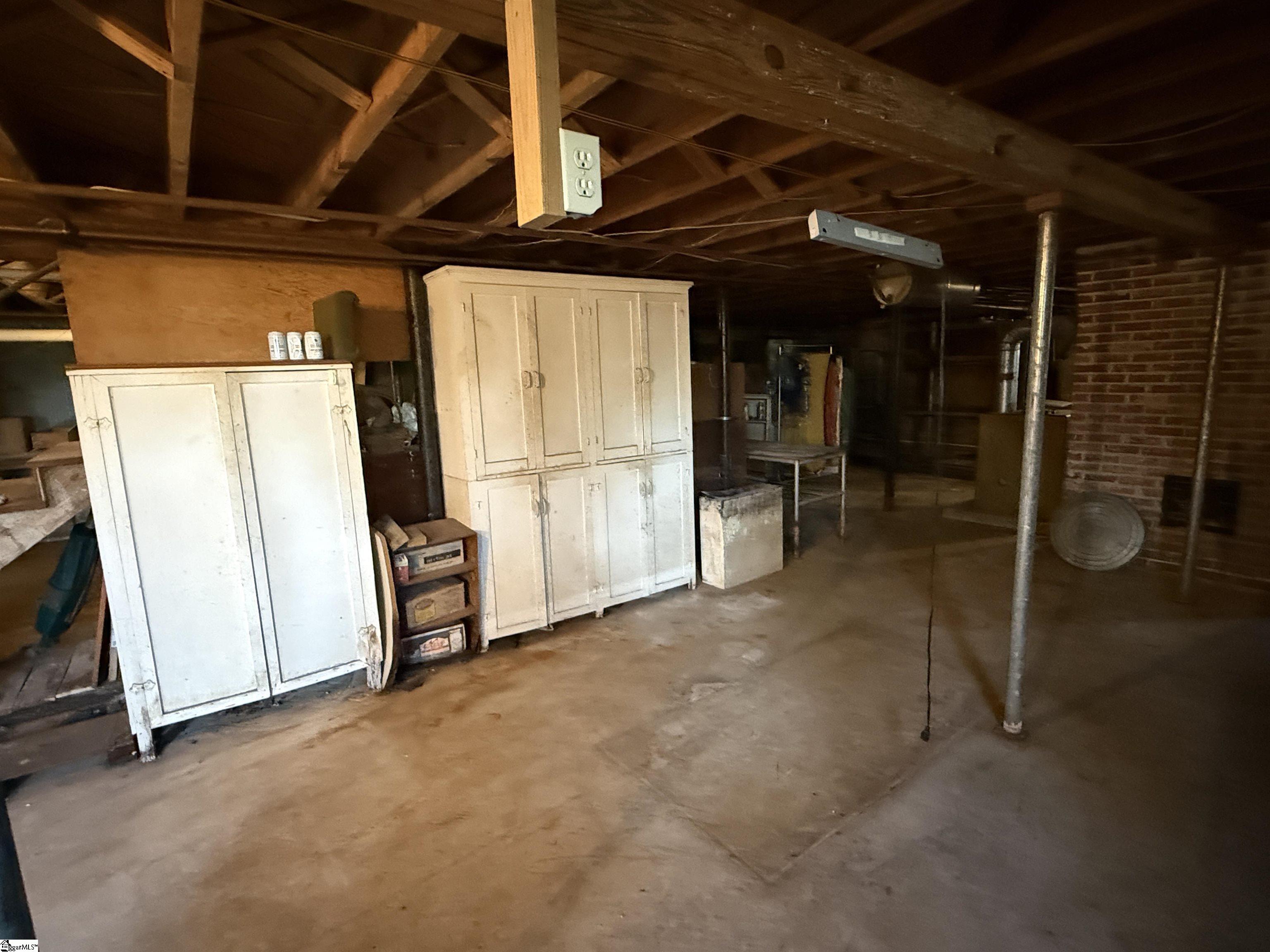 Clinton, South Carolina 29325, United States, 3 Bedrooms Bedrooms, ,2 BathroomsBathrooms,Residential,Active,252608