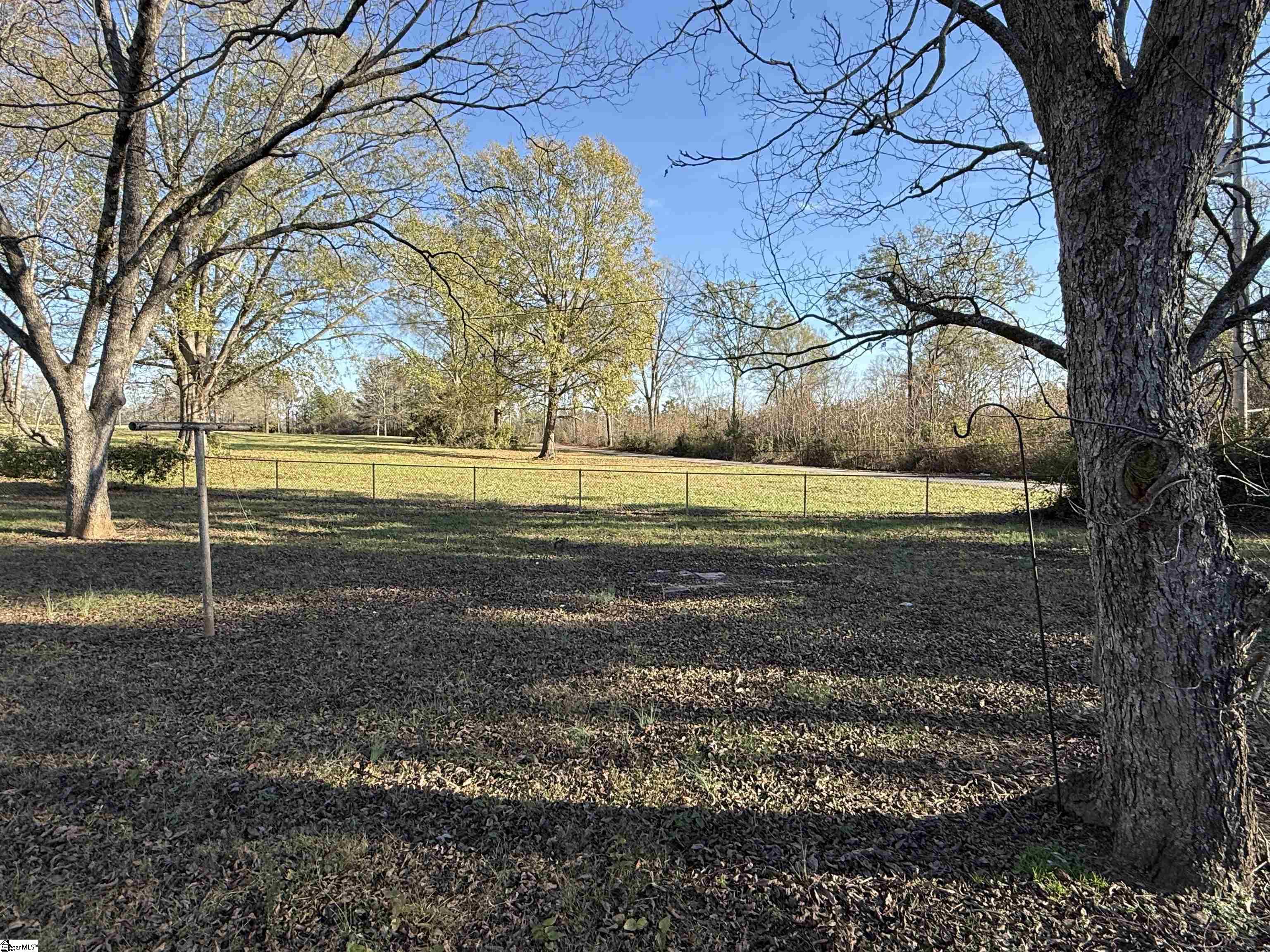 Clinton, South Carolina 29325, United States, 3 Bedrooms Bedrooms, ,2 BathroomsBathrooms,Residential,Active,252608