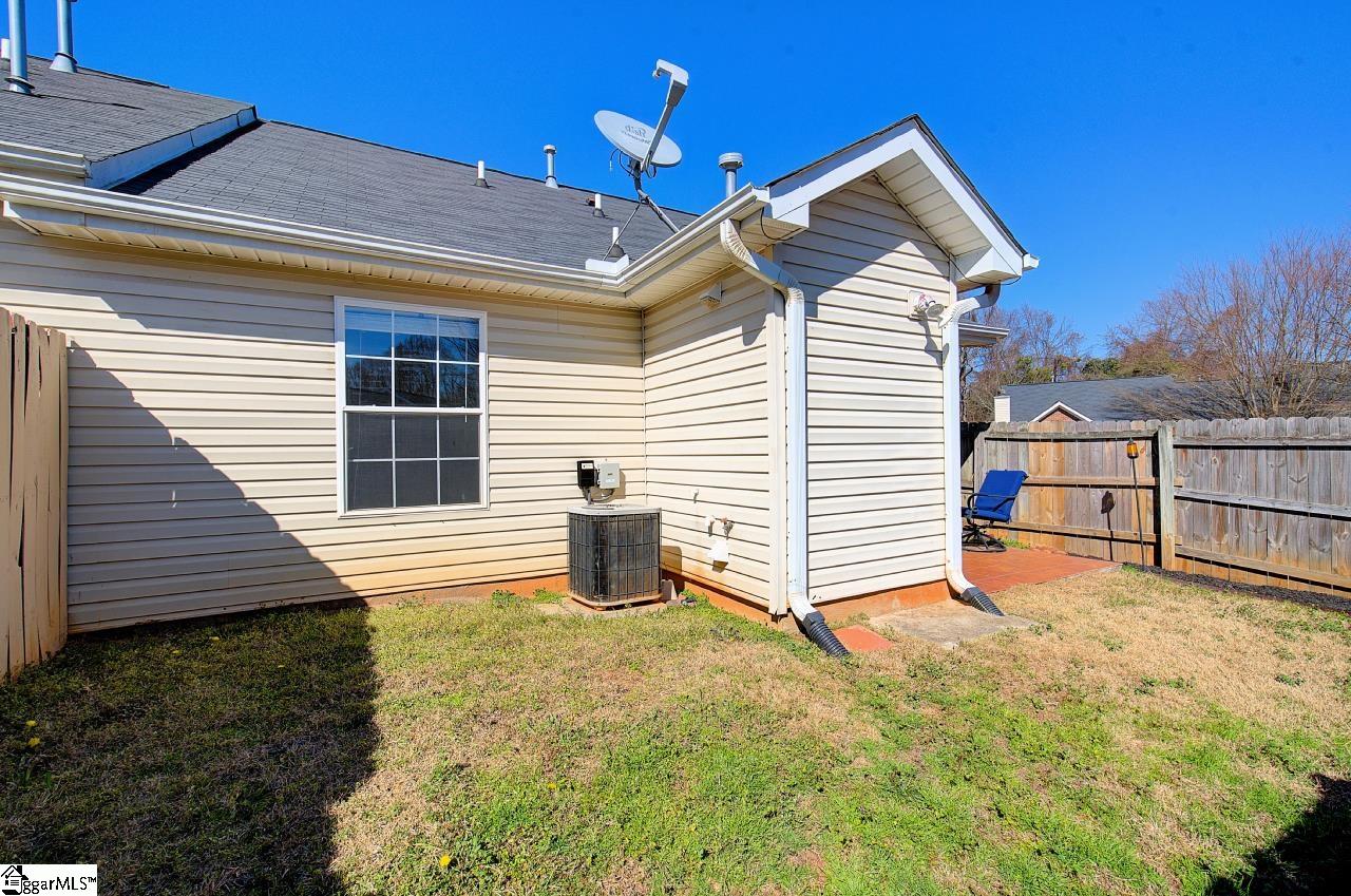 Greenville, South Carolina 29607, United States, 2 Bedrooms Bedrooms, ,2 BathroomsBathrooms,Residential,Active,91590