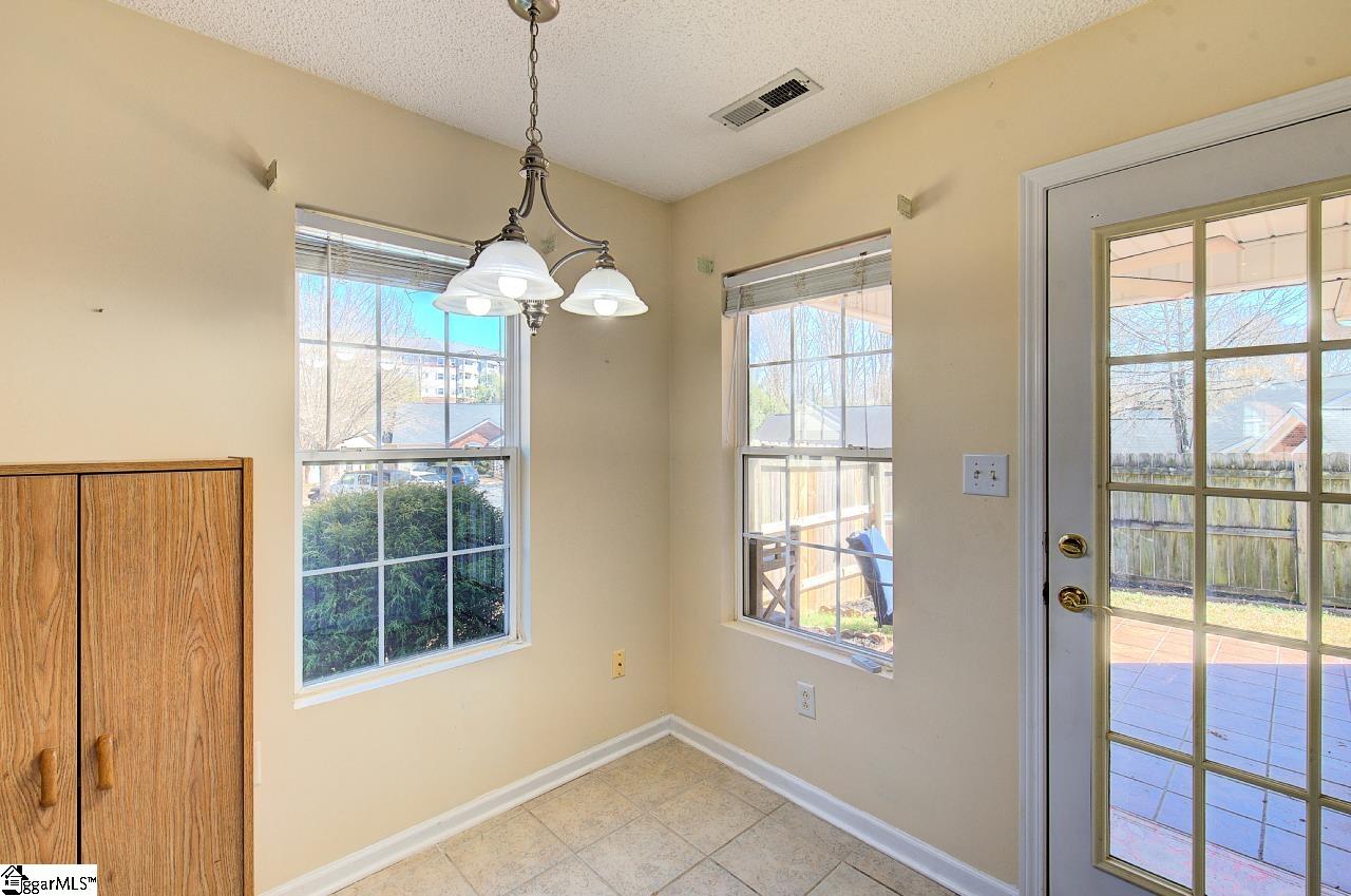 Greenville, South Carolina 29607, United States, 2 Bedrooms Bedrooms, ,2 BathroomsBathrooms,Residential,Active,91590