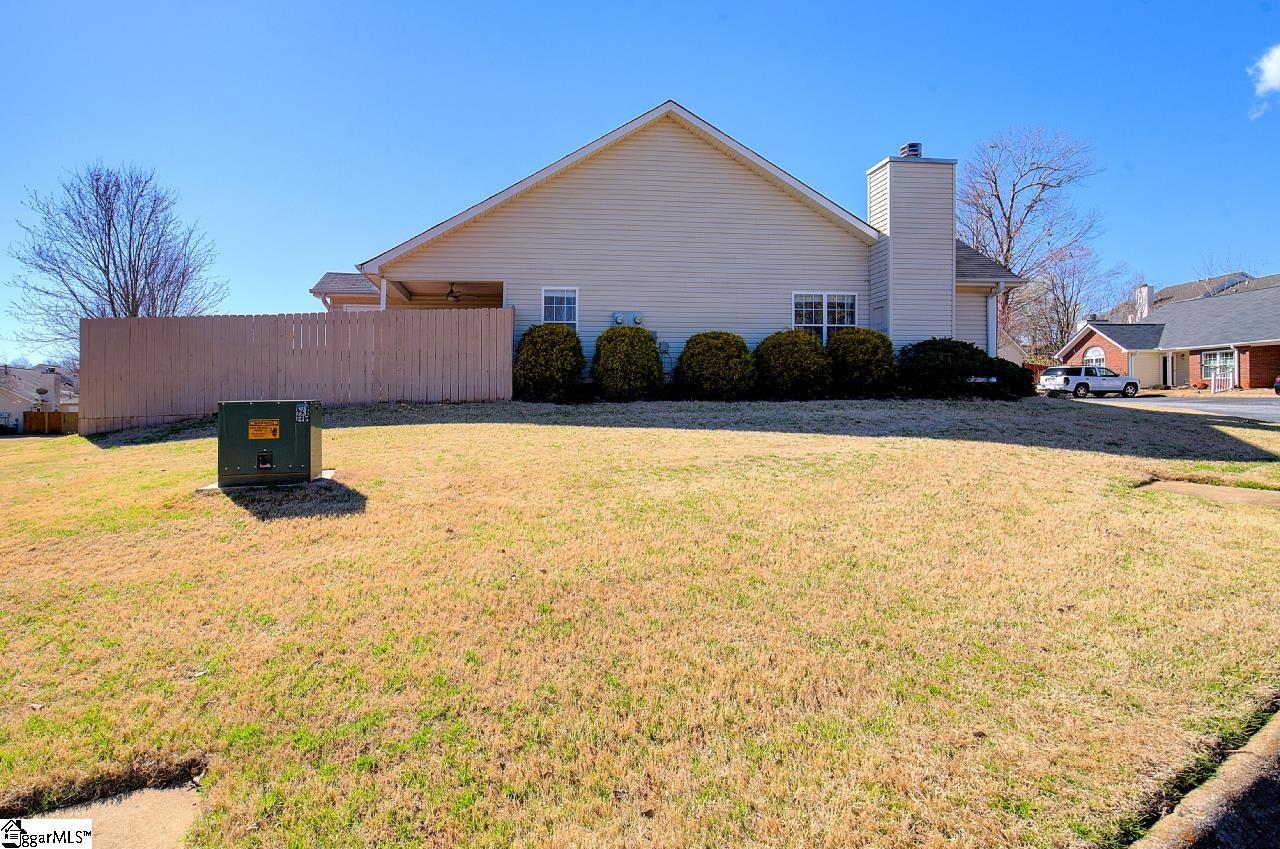 Greenville, South Carolina 29607, United States, 2 Bedrooms Bedrooms, ,2 BathroomsBathrooms,Residential,Active,91590