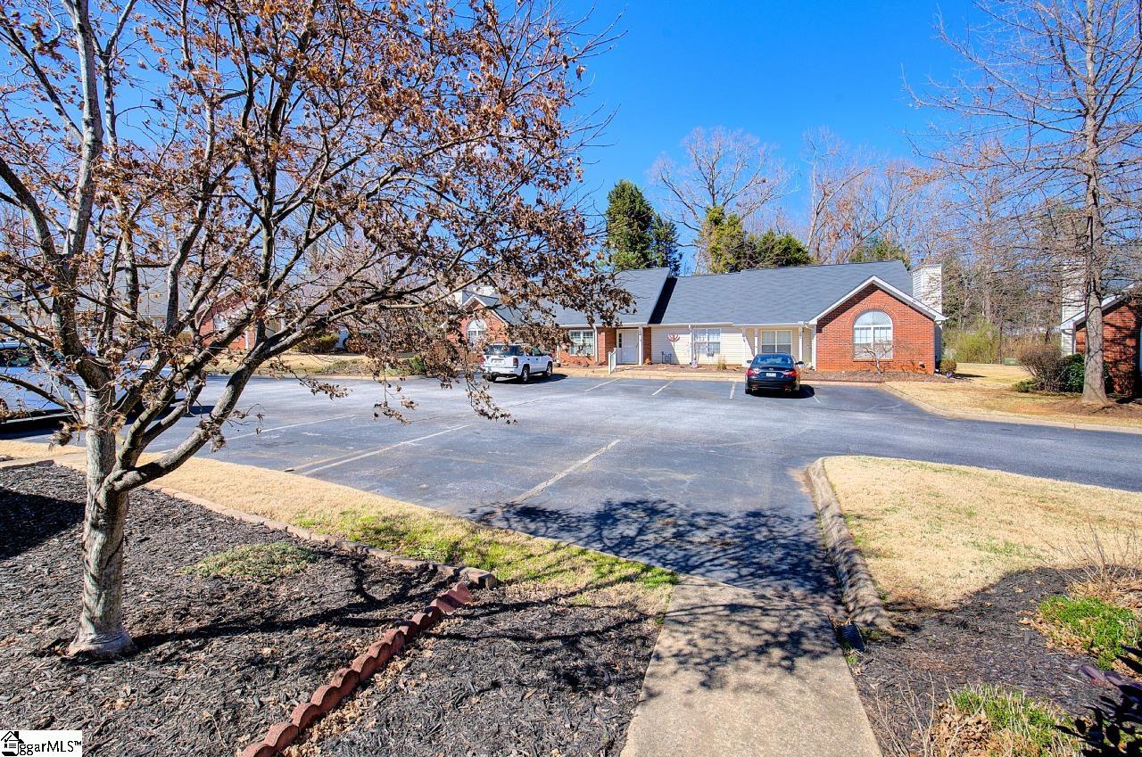 Greenville, South Carolina 29607, United States, 2 Bedrooms Bedrooms, ,2 BathroomsBathrooms,Residential,Active,91590