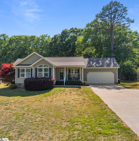 Photo of 190 Yates Road, Liberty, SC 29657 (MLS # 1589385)
