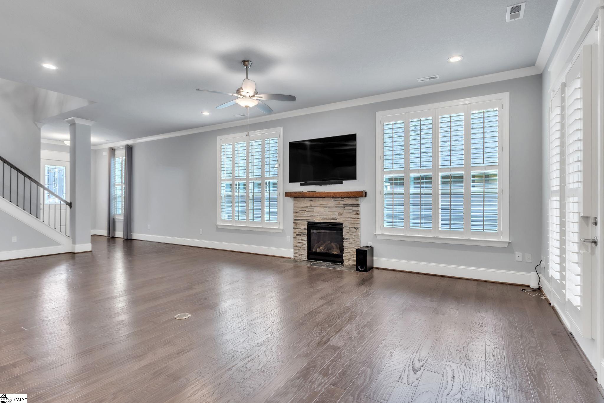 17 Golden Apple Trail