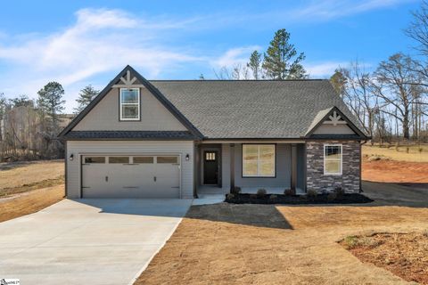 Photo of 109 Ashwood Lane, Easley, SC 29640 (MLS # 1582186)