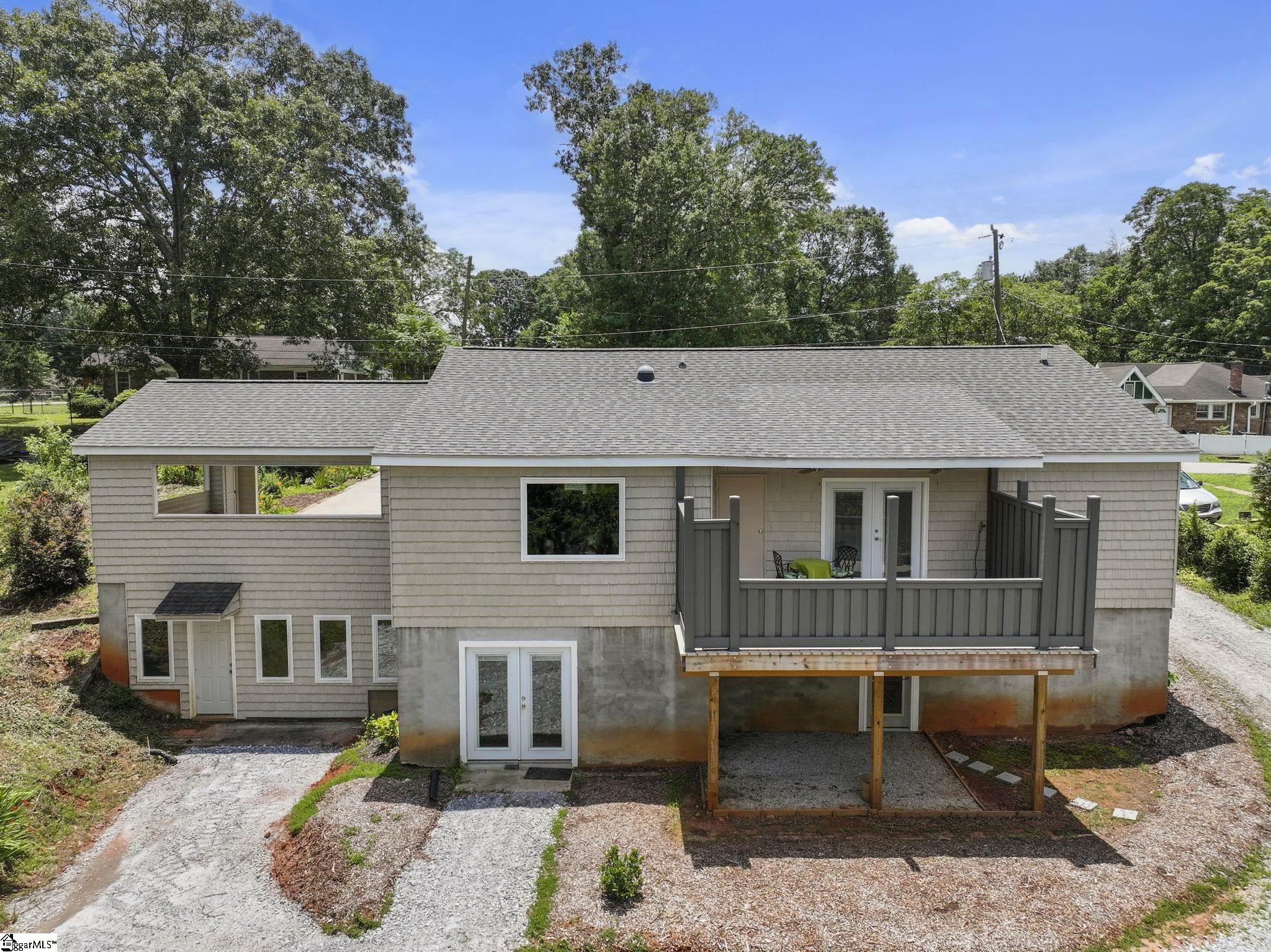 Greenville, South Carolina 29617, United States, 3 Bedrooms Bedrooms, ,2 BathroomsBathrooms,Residential,Contingent,217681