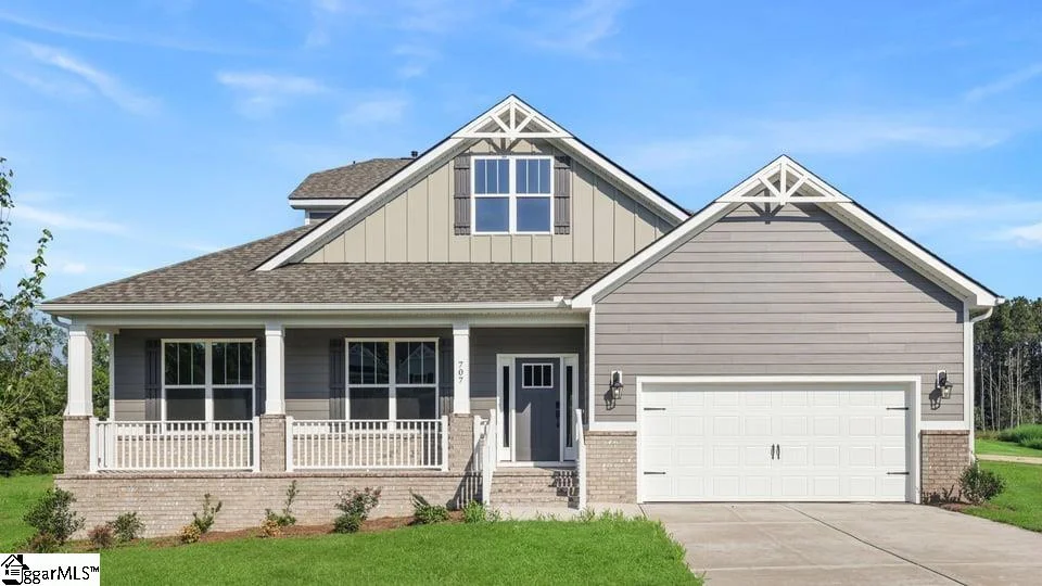 707 Catbird Court
