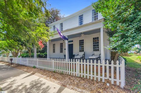 Photo of 204 S Main Street, Abbeville, SC 29620 (MLS # 1571331)