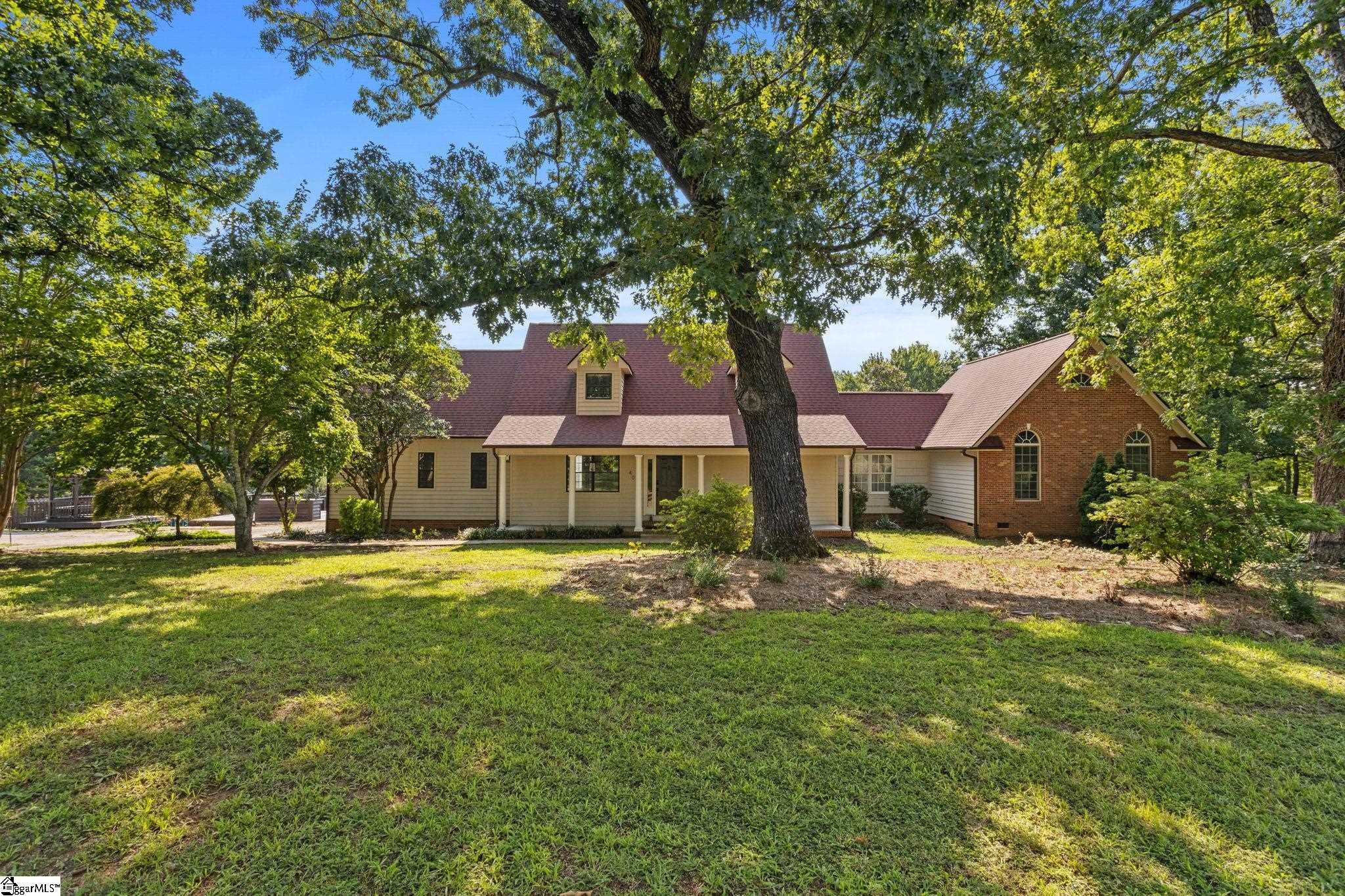 40 Ridings Road
