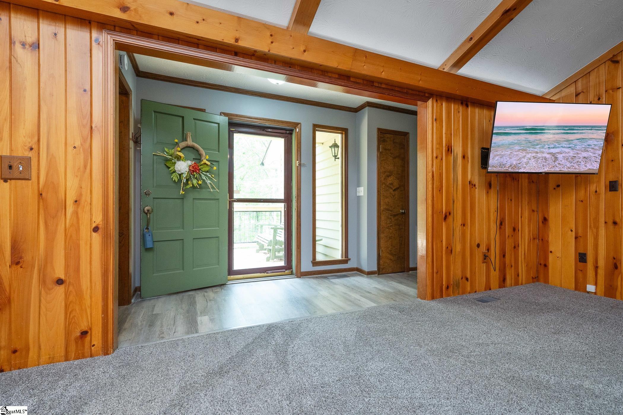 328 Eastcliffe Way