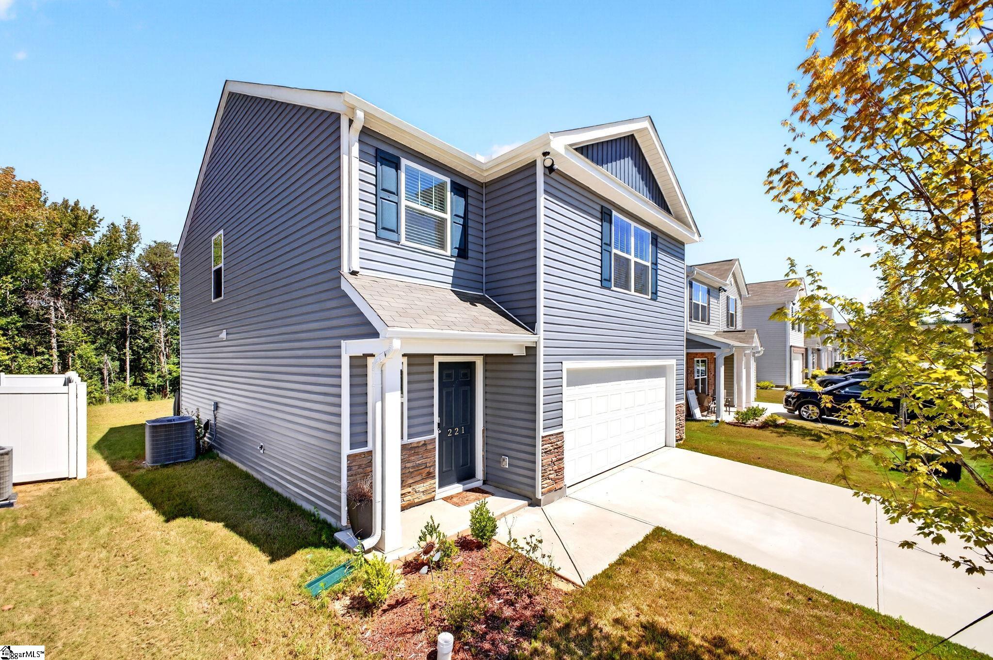 221 Mable Leaf Lane