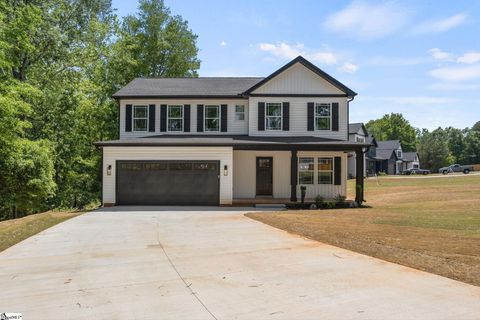 Photo of 7 Lyman Lake Road, Lyman, SC 29365 (MLS # 1589616)