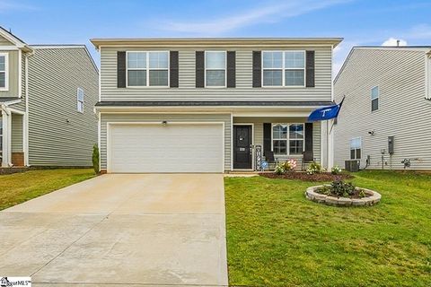 Photo of 220 Whittier Street, Greenville, SC 29605 (MLS # 1589982)