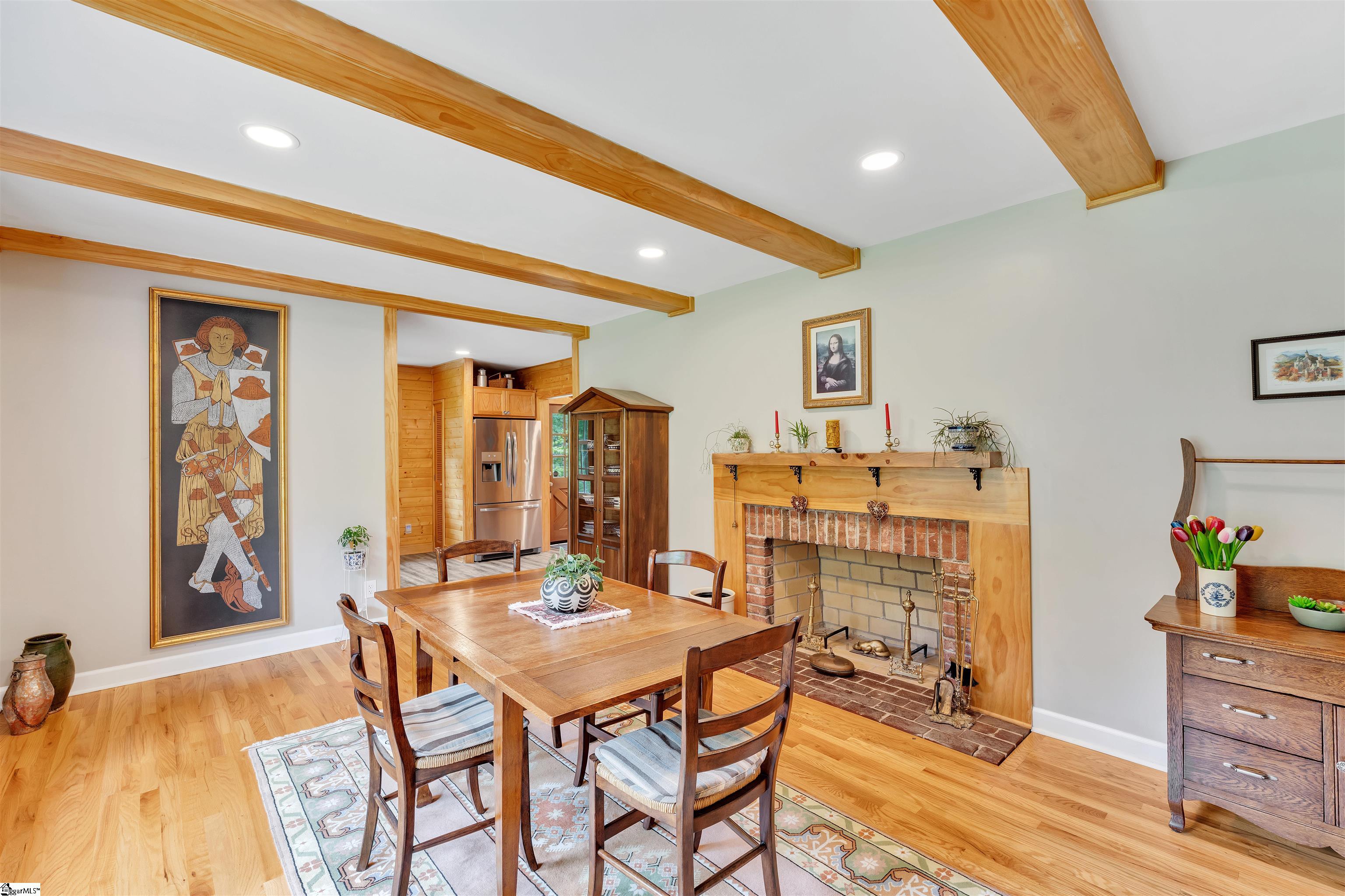 Greenville, South Carolina 29609, United States, 3 Bedrooms Bedrooms, ,2 BathroomsBathrooms,Residential,Contingent,143780