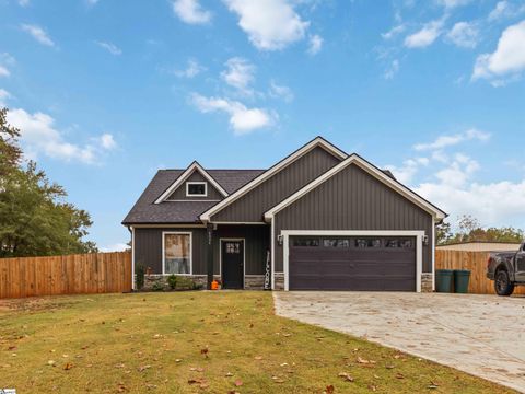 Photo of 4524 Pine Lane, Anderson, SC 29621 (MLS # 1573445)