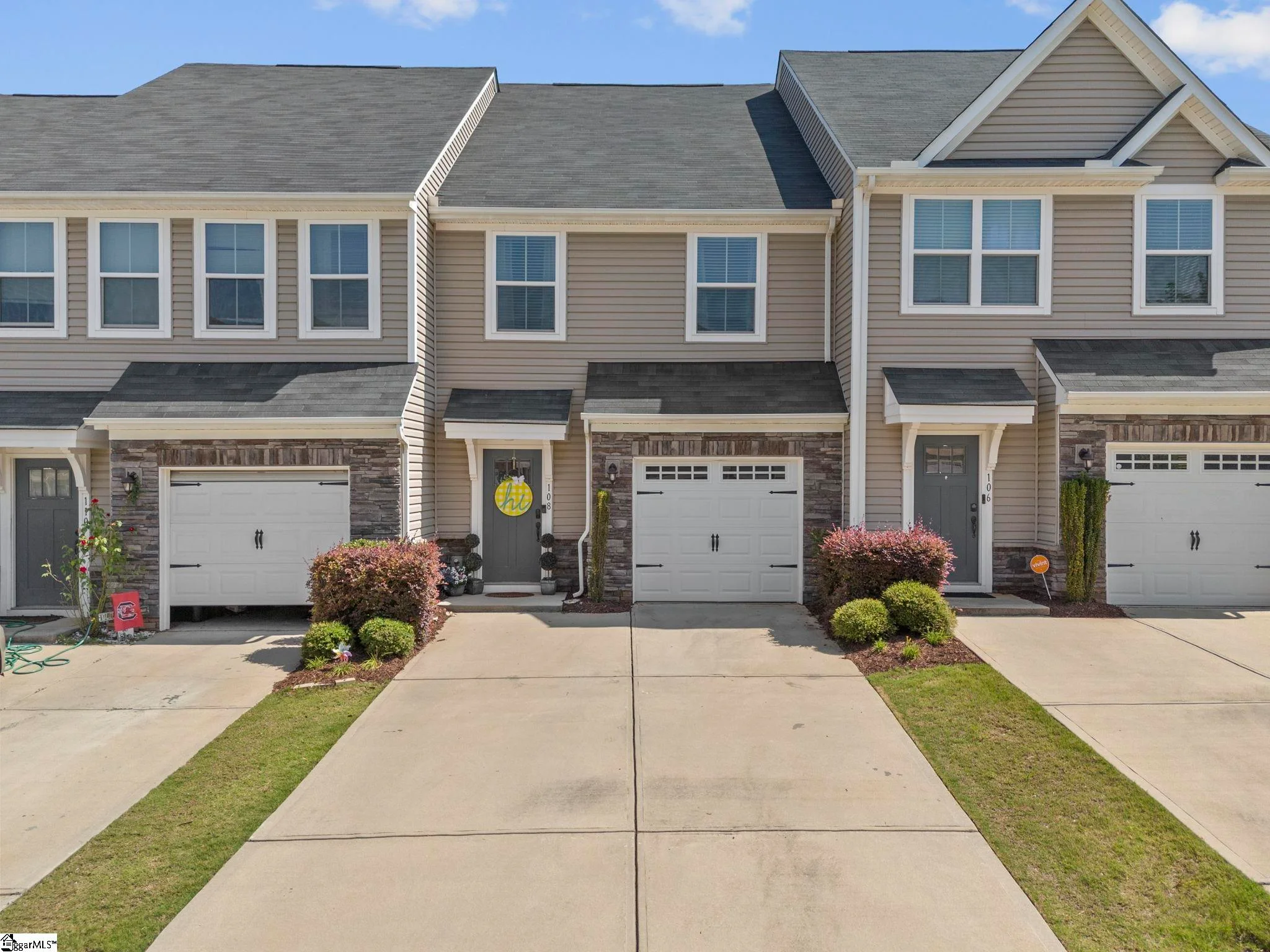 108 Roundtree Drive