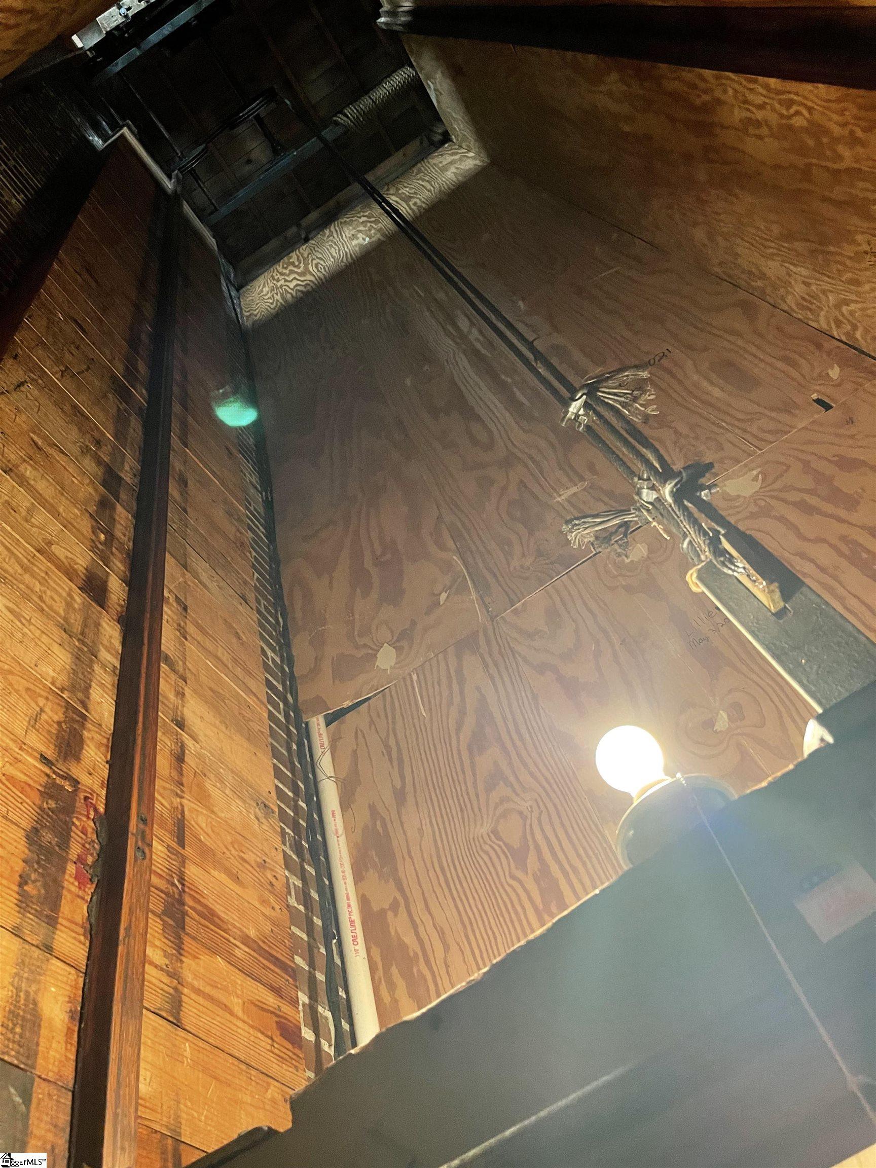 Clinton, South Carolina 29325, United States, ,Commercial,Active,190509