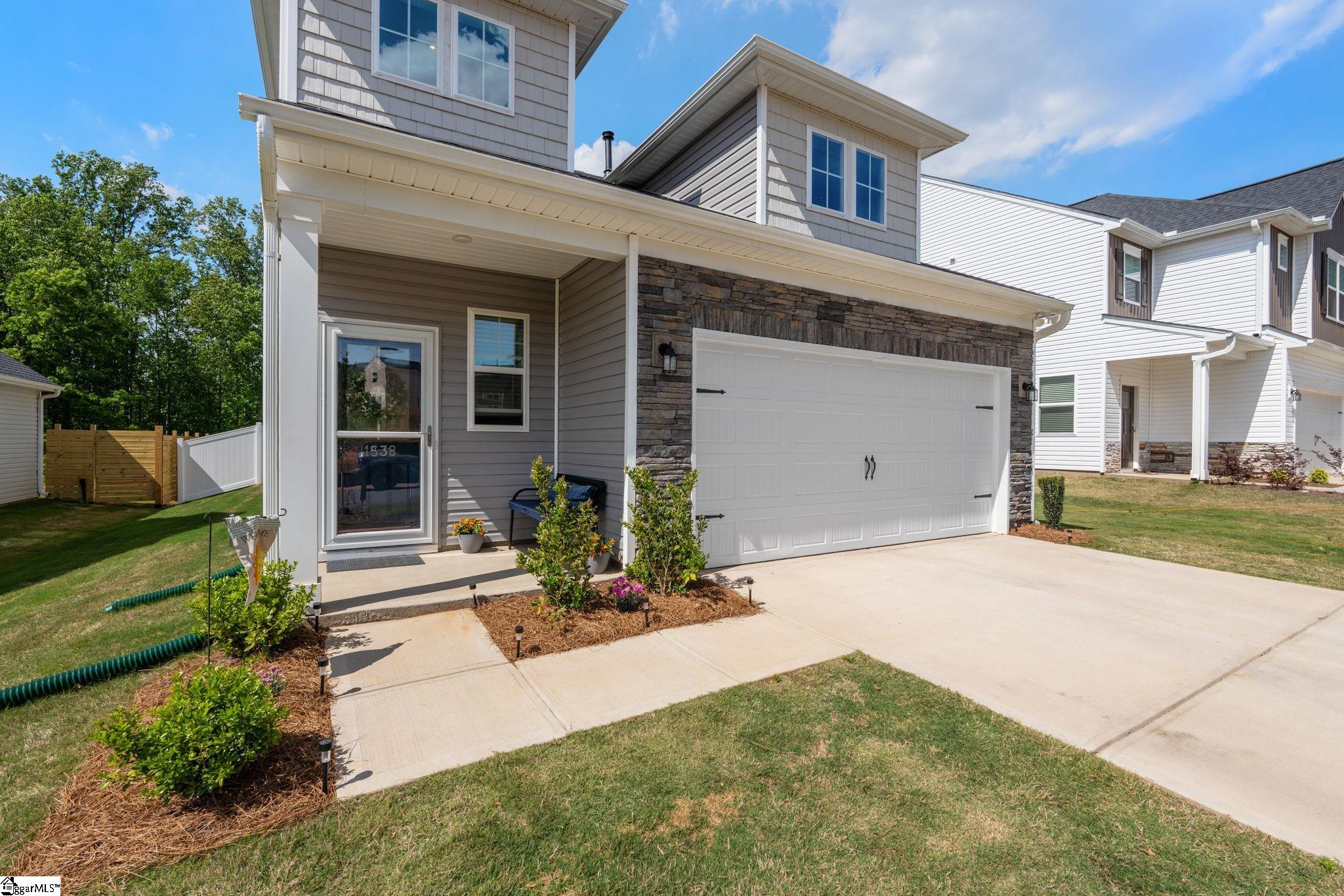 1538 Honeybee Lane