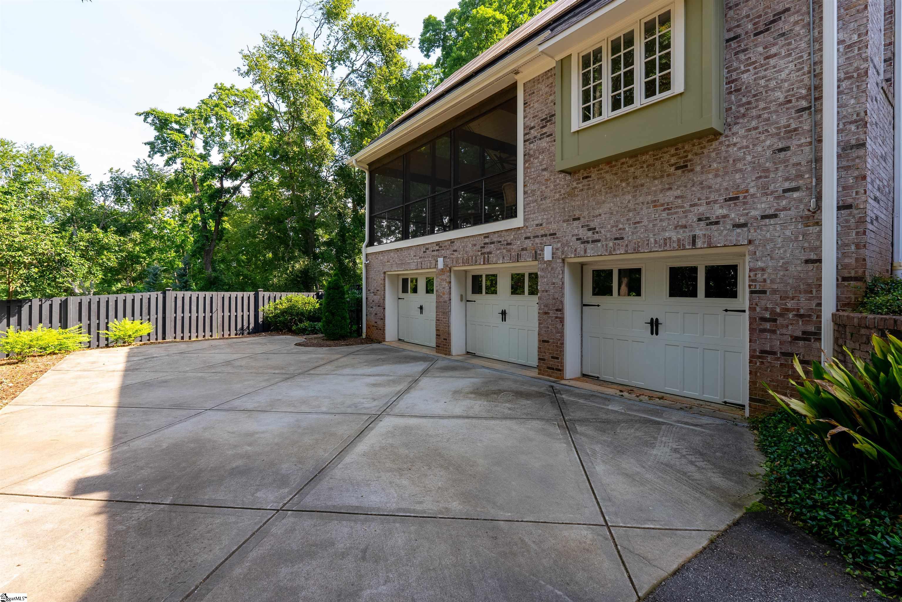 139 E Tallulah Drive