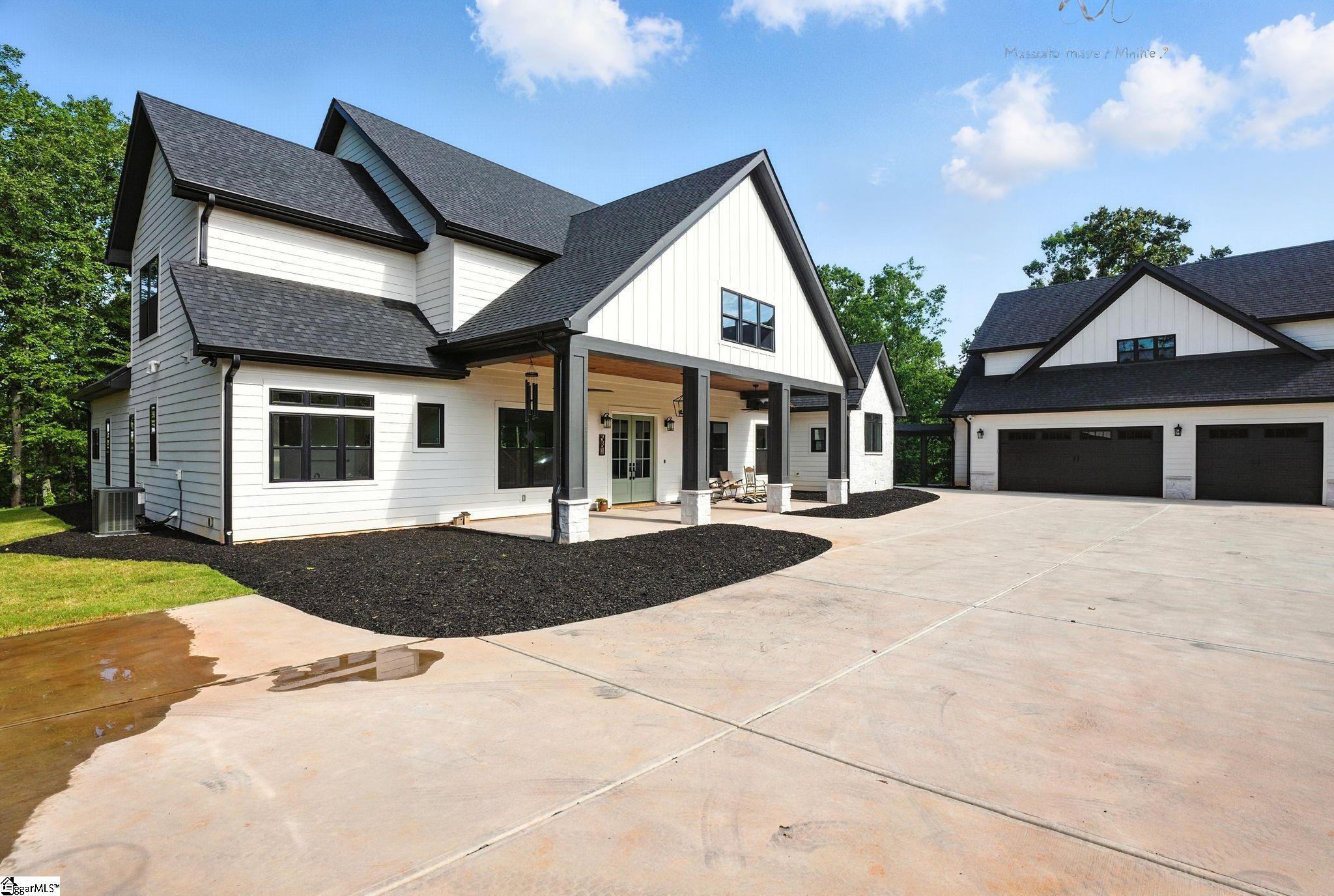 581 Paramount Drive