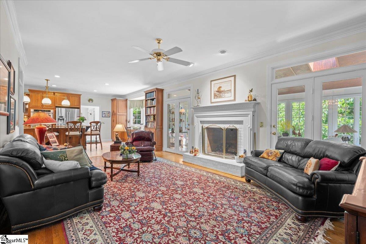 Greer, South Carolina 29650, United States, 5 Bedrooms Bedrooms, ,4 BathroomsBathrooms,Residential,Contingent,135808