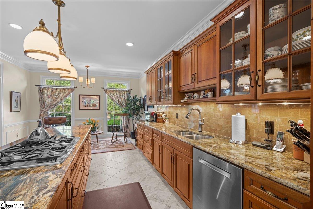 Greer, South Carolina 29650, United States, 5 Bedrooms Bedrooms, ,4 BathroomsBathrooms,Residential,Contingent,135808