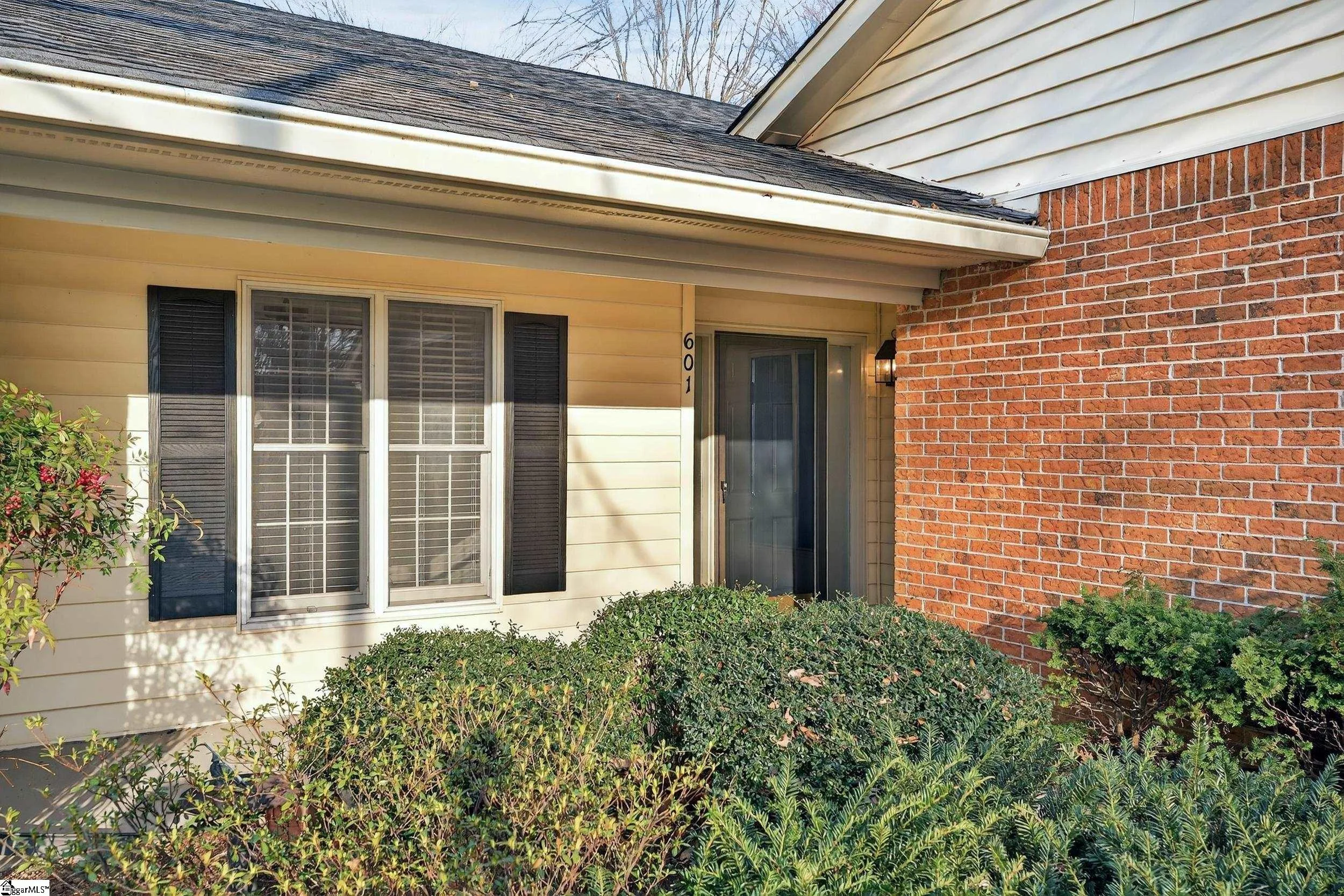 601 Dove Terrace
