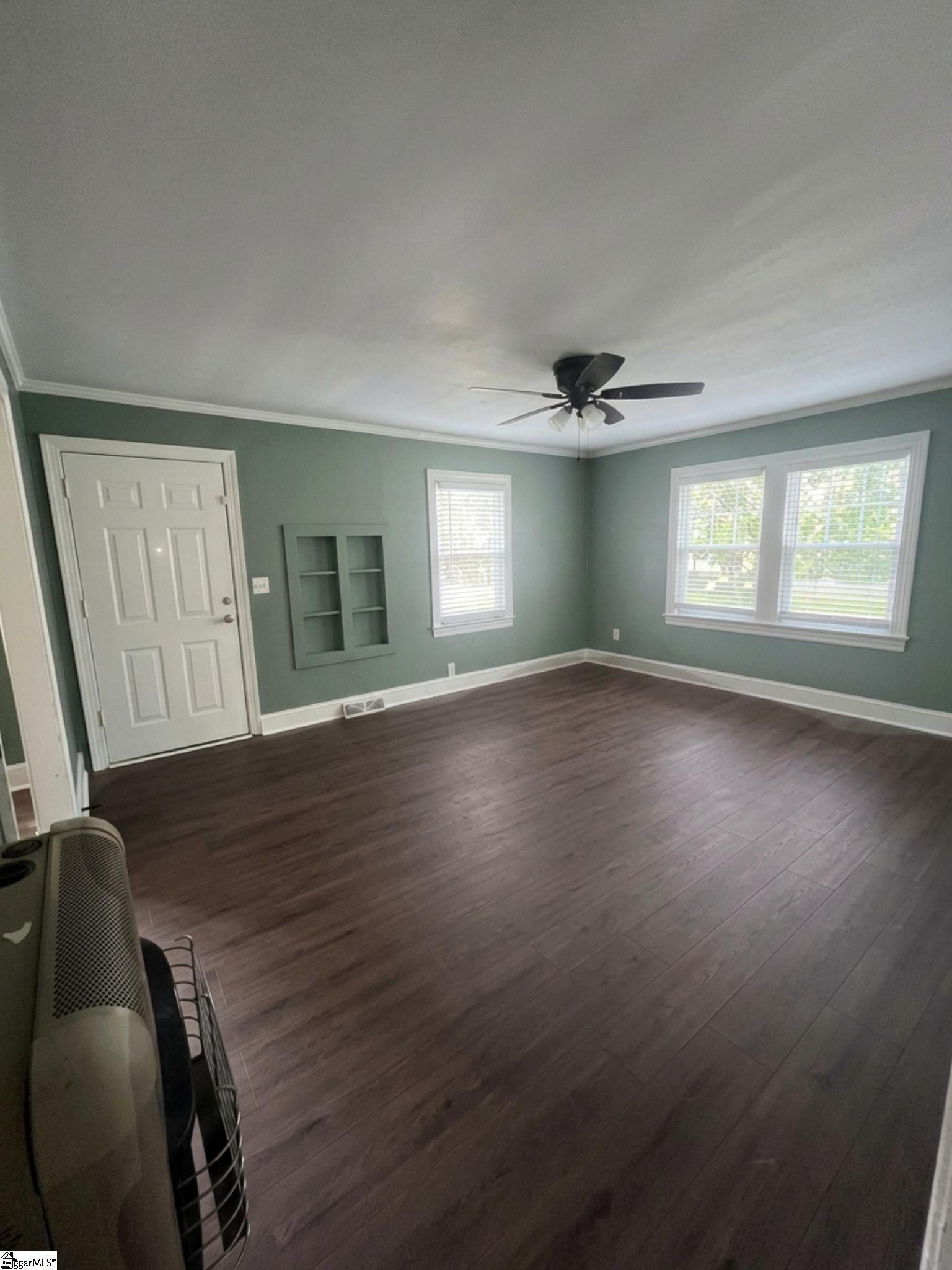 301 Edgewood Avenue