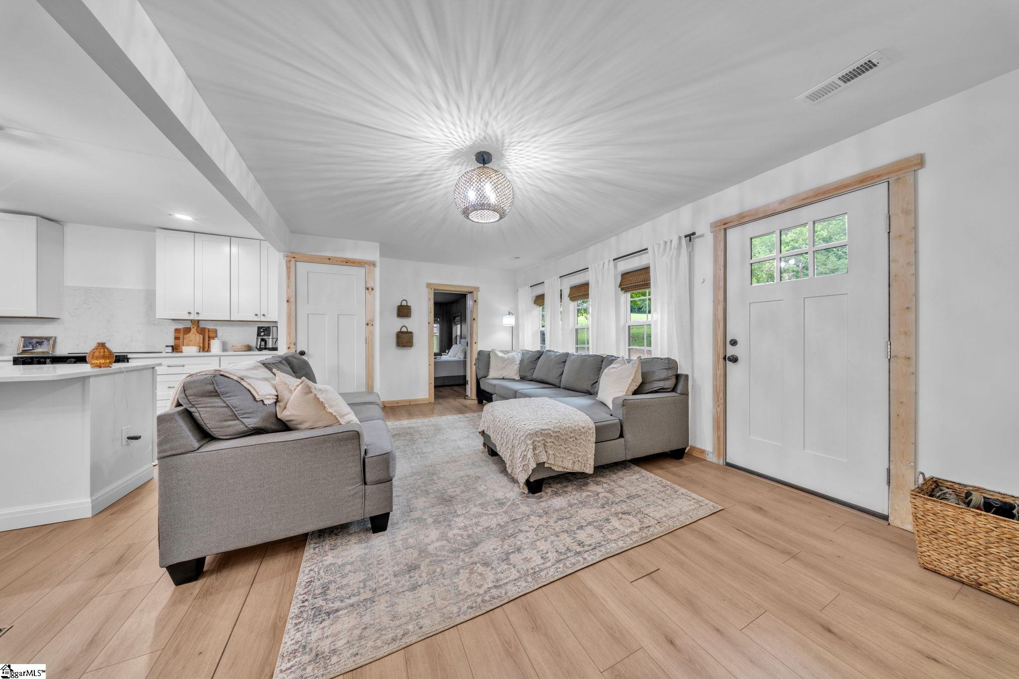 10774 Highway 11