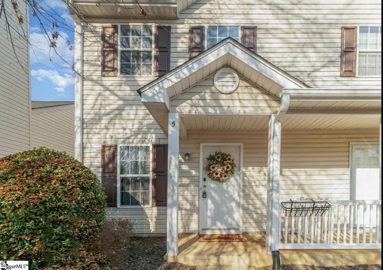 Photo 1 of 5 — 5 Hayfield Drive, Greer, SC 29650