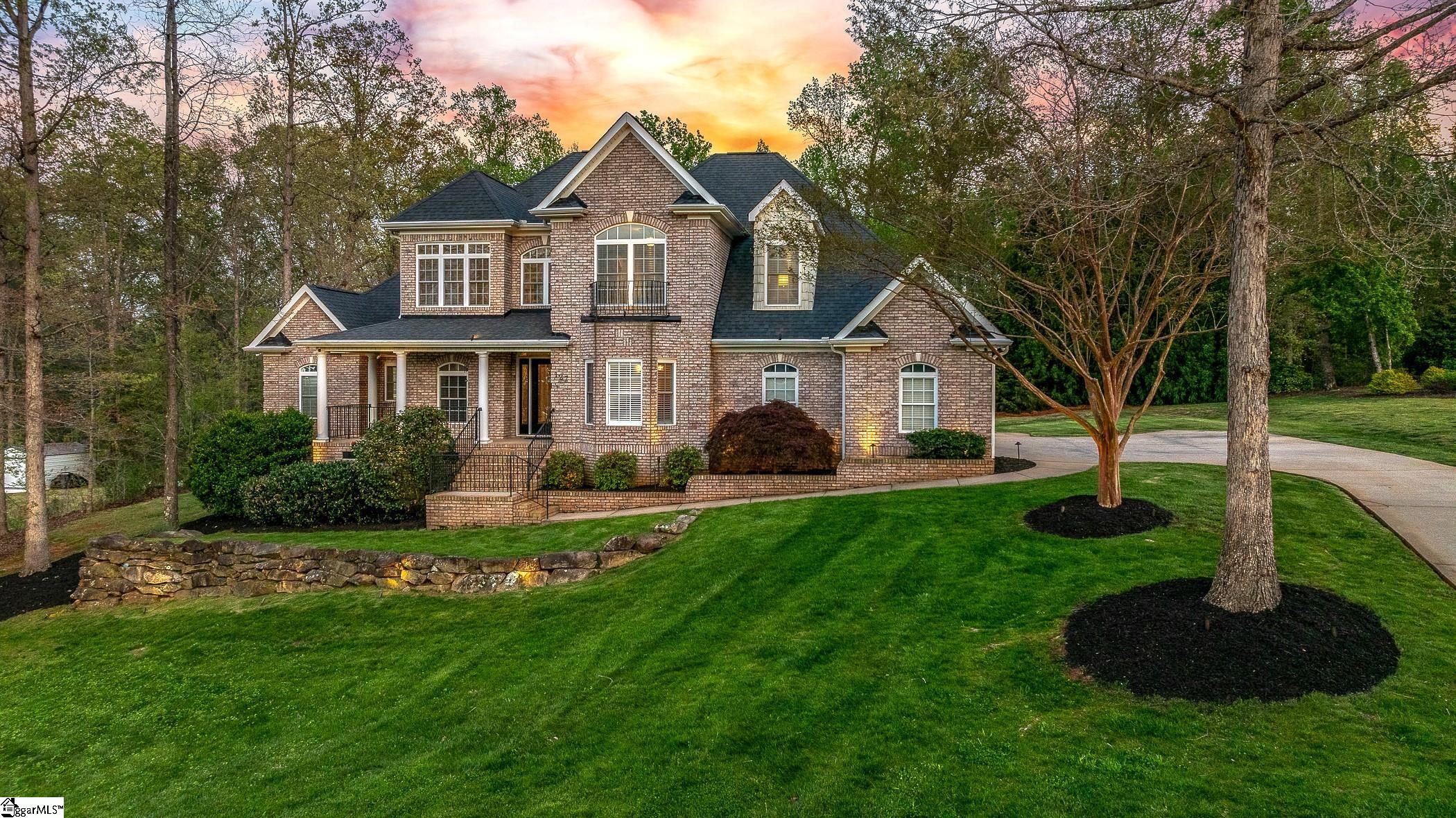 127 Warren Drive