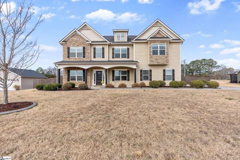 Photo of 116 Angel Falls Drive, Simpsonville, SC 28981 (MLS # 1582447)