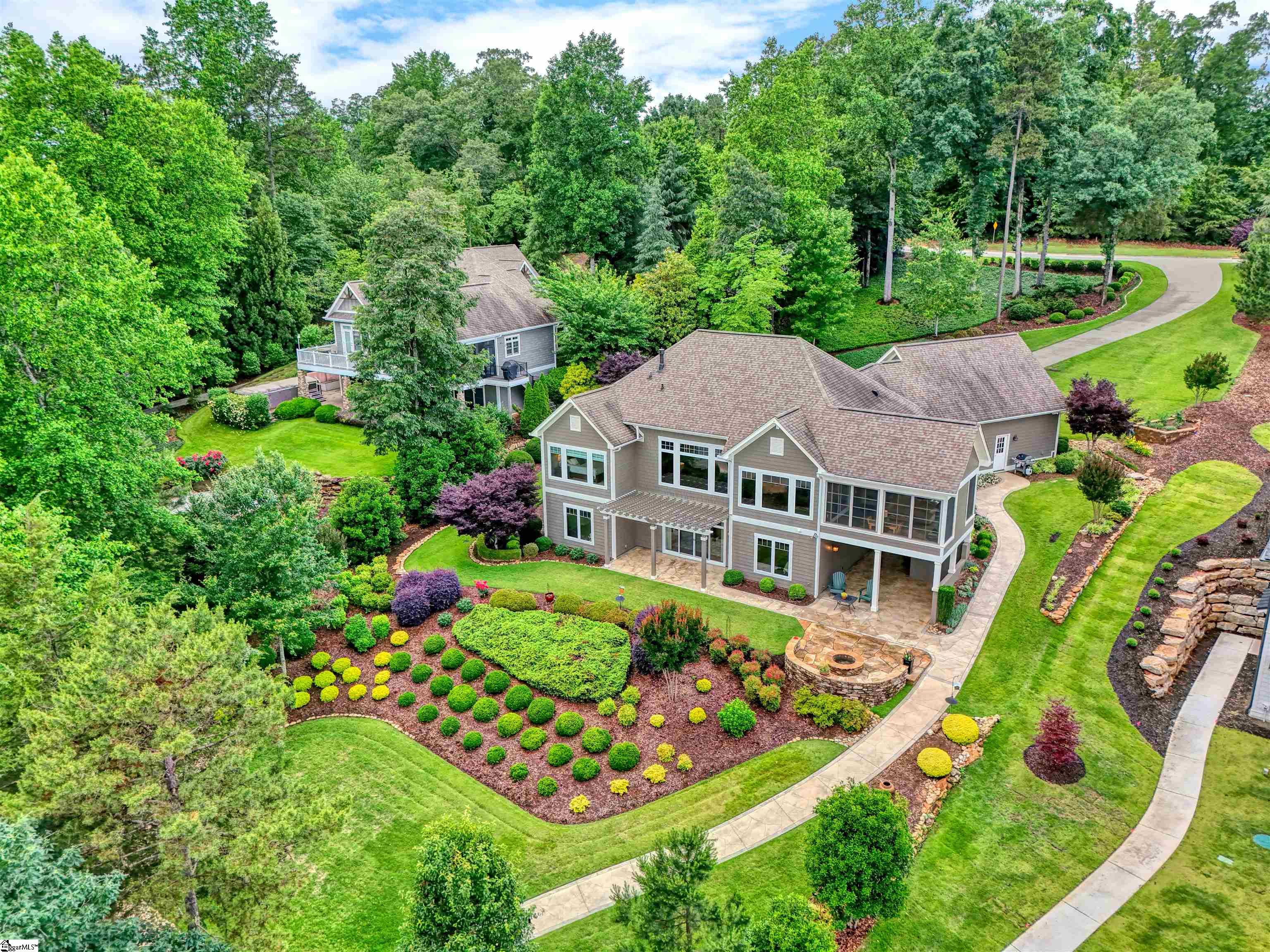 760 Woods Edge Drive