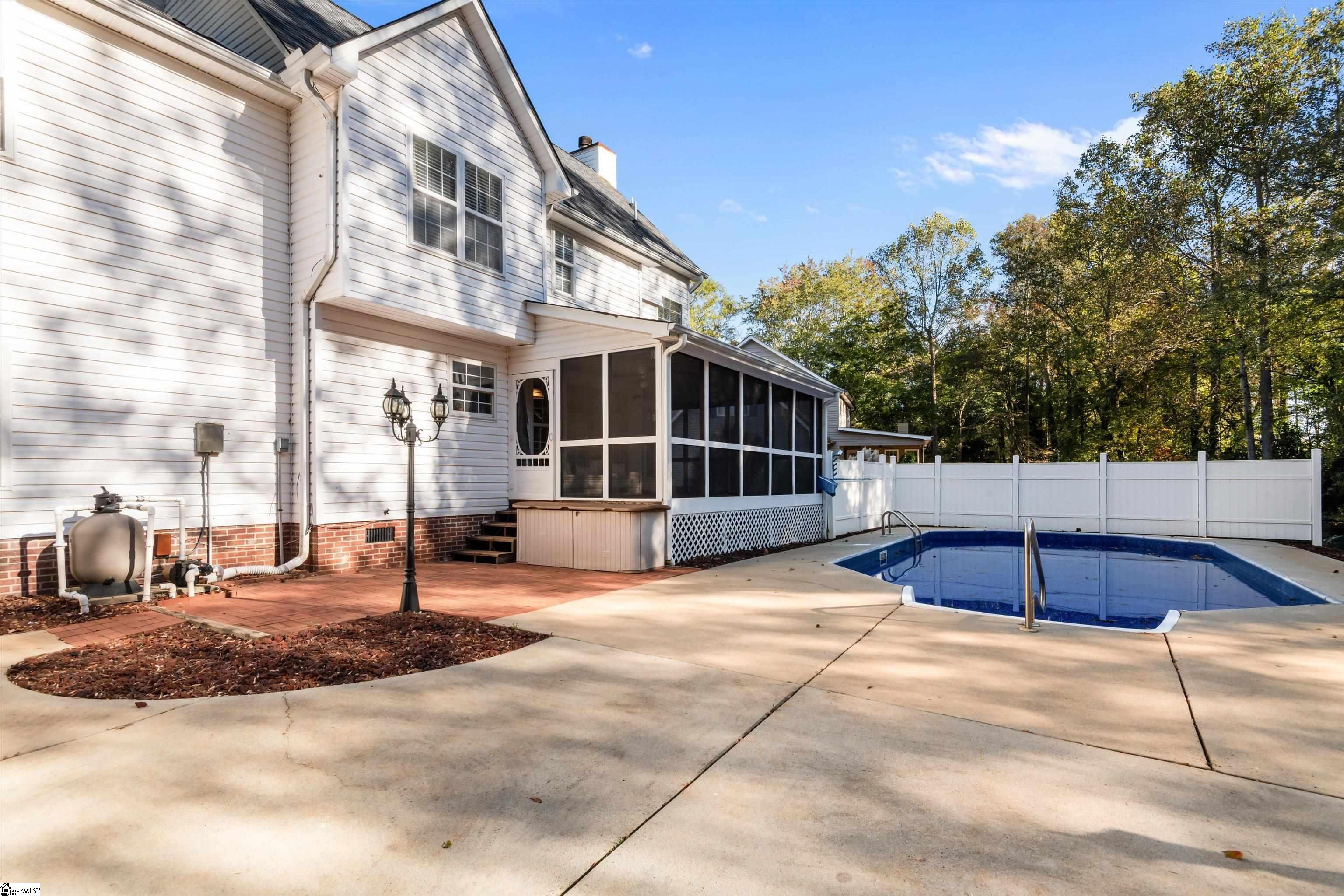 Anderson, South Carolina 29621, United States, 4 Bedrooms Bedrooms, ,3 BathroomsBathrooms,Residential,Active,234851