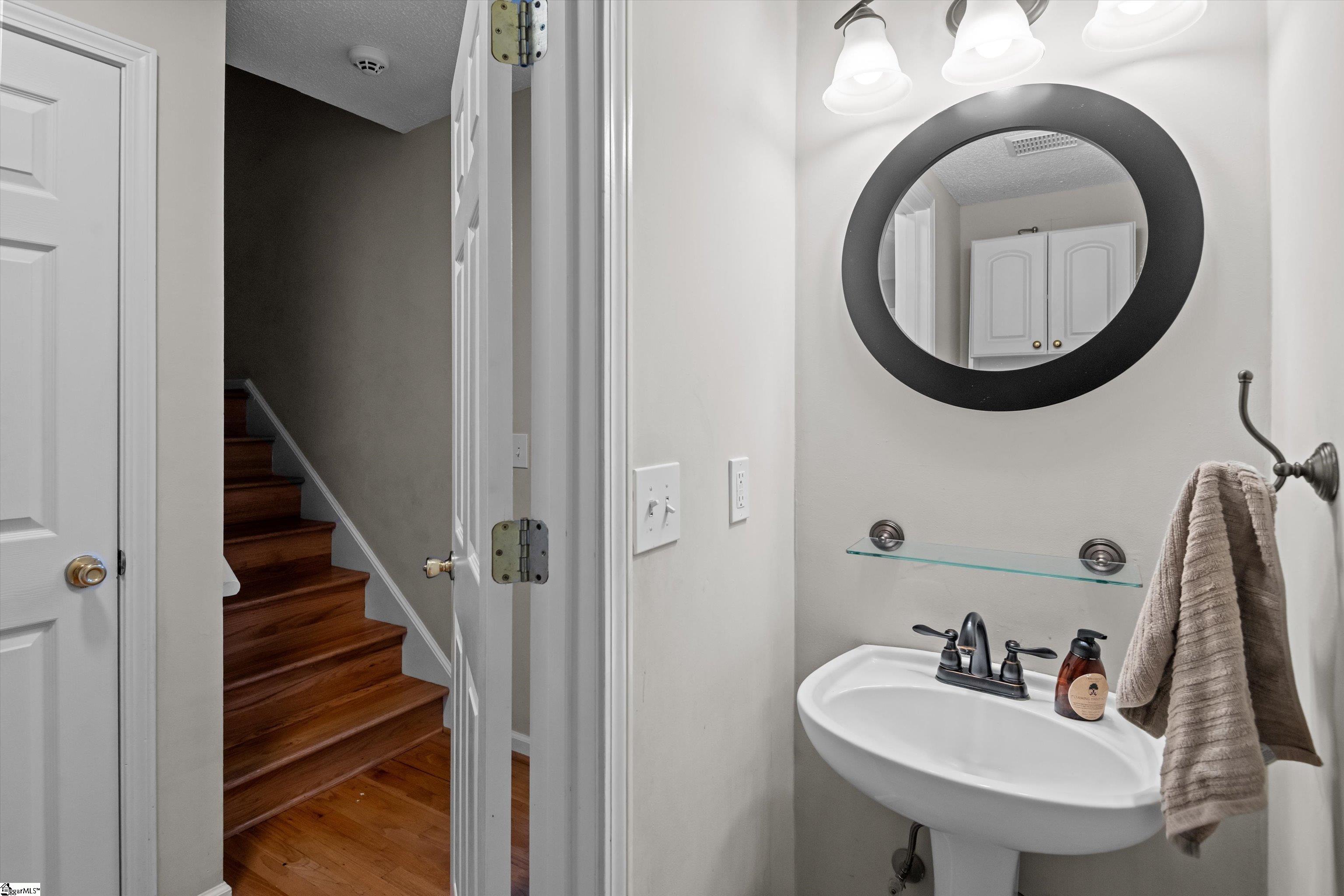 Anderson, South Carolina 29621, United States, 4 Bedrooms Bedrooms, ,3 BathroomsBathrooms,Residential,Active,234851