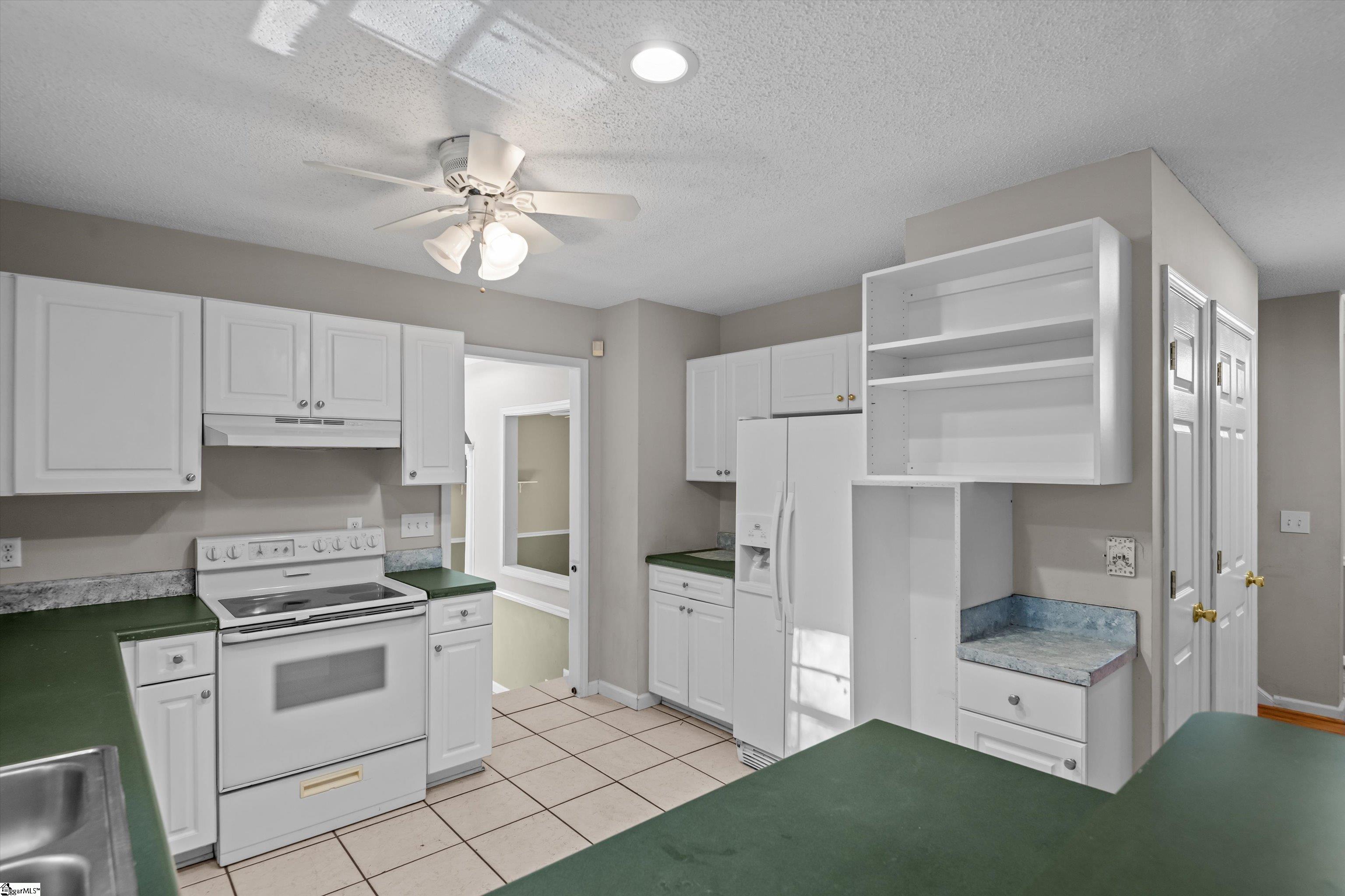 Anderson, South Carolina 29621, United States, 4 Bedrooms Bedrooms, ,3 BathroomsBathrooms,Residential,Active,234851